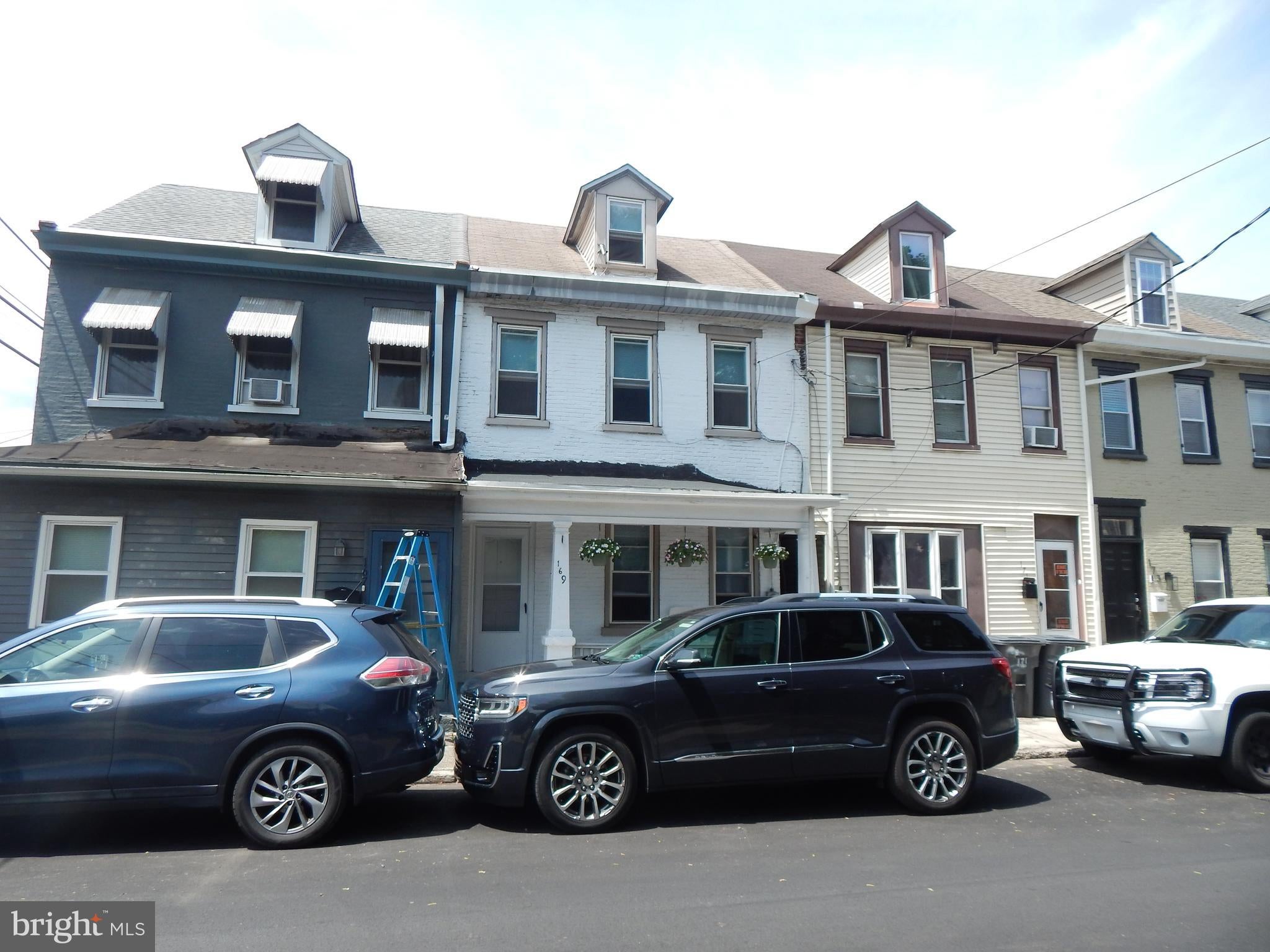 169 N FRANKLIN STREET