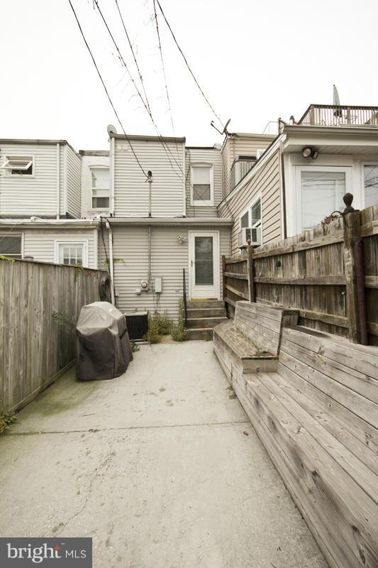 FEDERAL HILL HISTORIC DISTRICT - Residential Lease