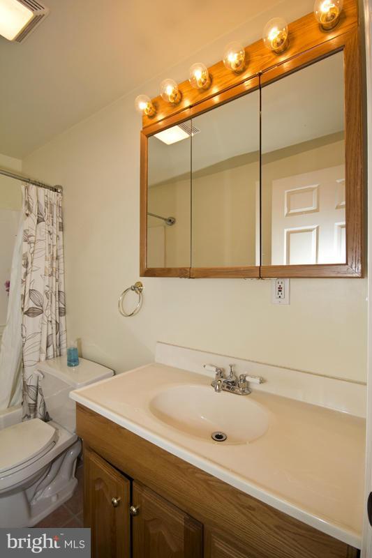 FEDERAL HILL HISTORIC DISTRICT - Residential Lease