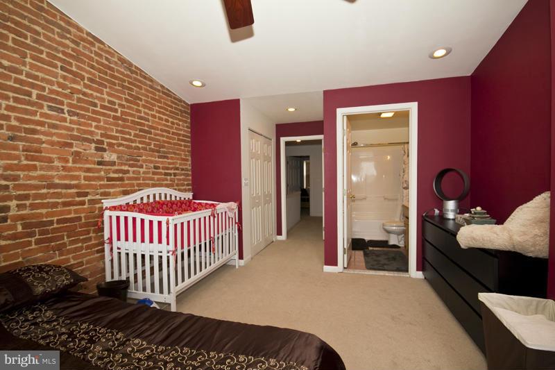 FEDERAL HILL HISTORIC DISTRICT - Residential Lease