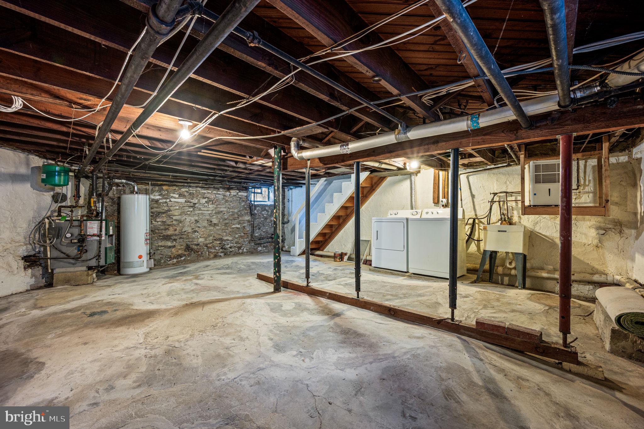 GLENSIDE - Residential