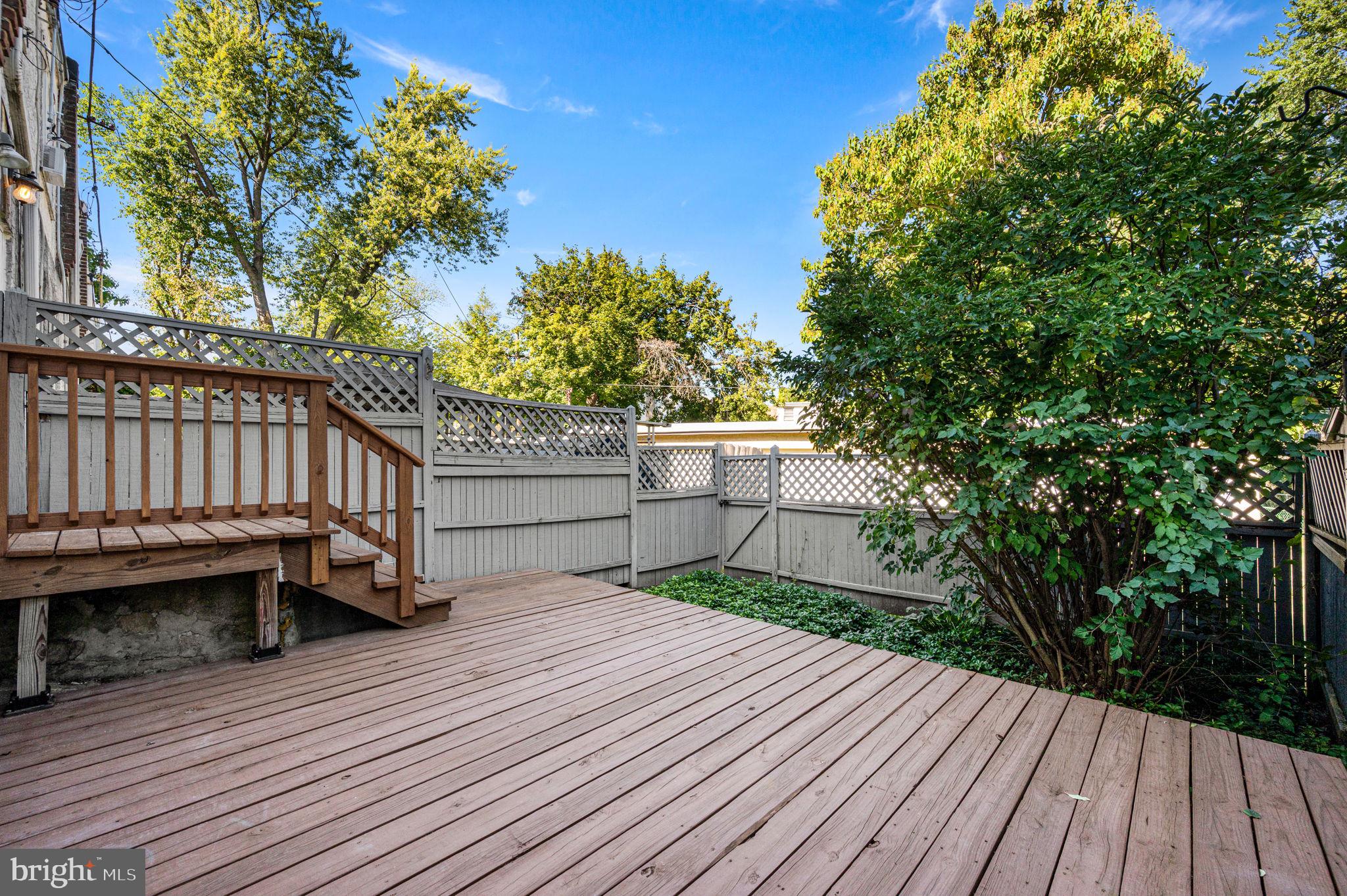 GLENSIDE - Residential