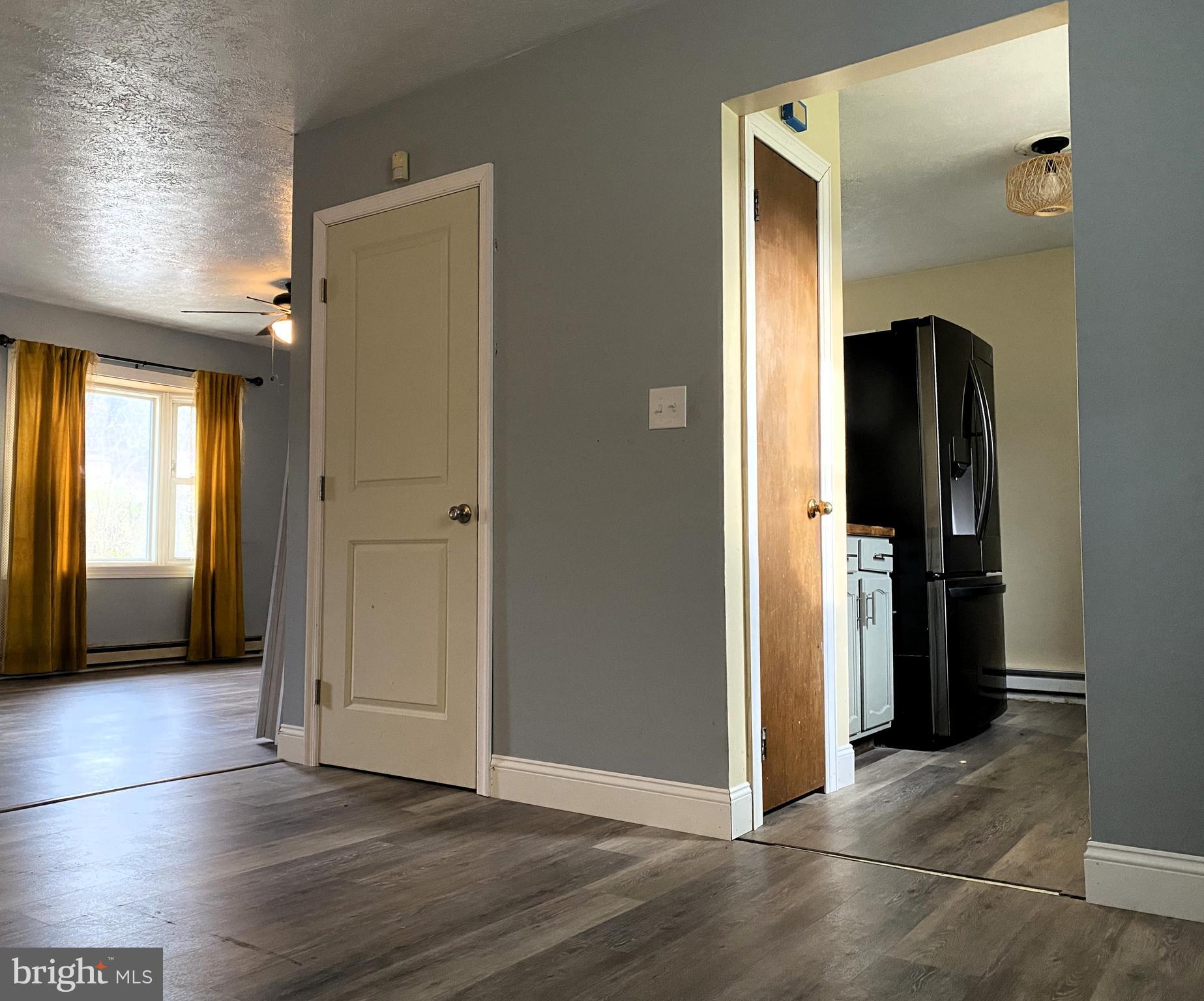 CRESAPTOWN - Residential