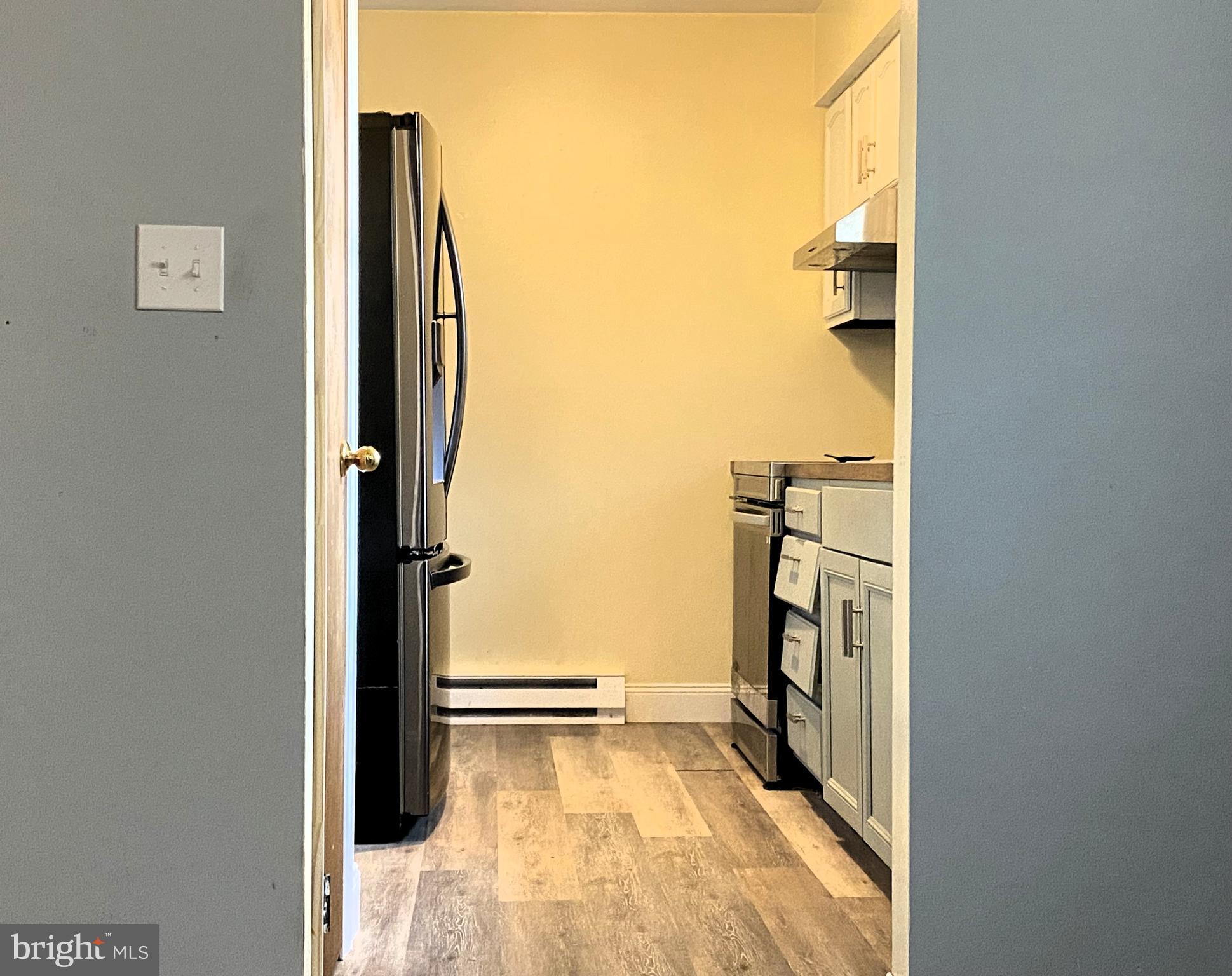 CRESAPTOWN - Residential