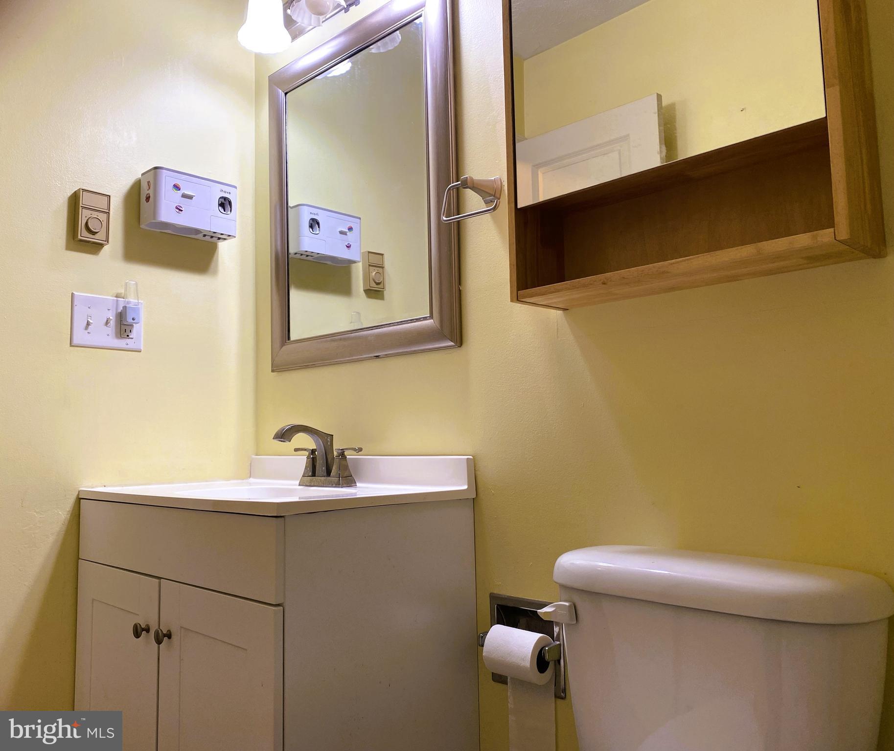 CRESAPTOWN - Residential