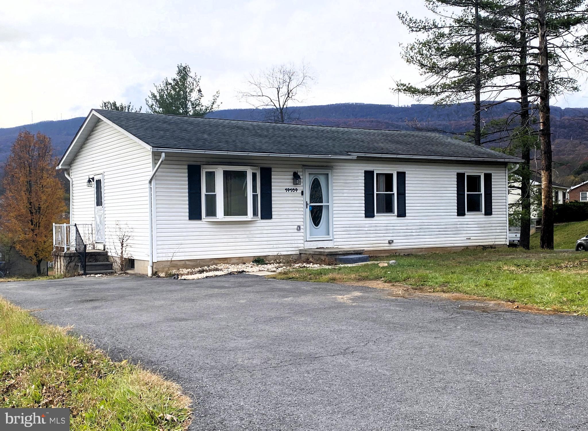 CRESAPTOWN - Residential