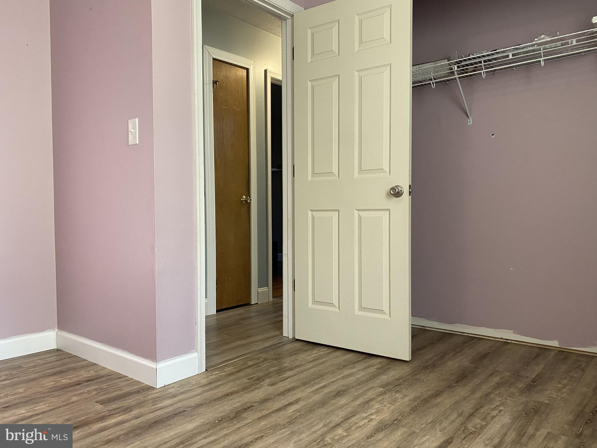 CRESAPTOWN - Residential