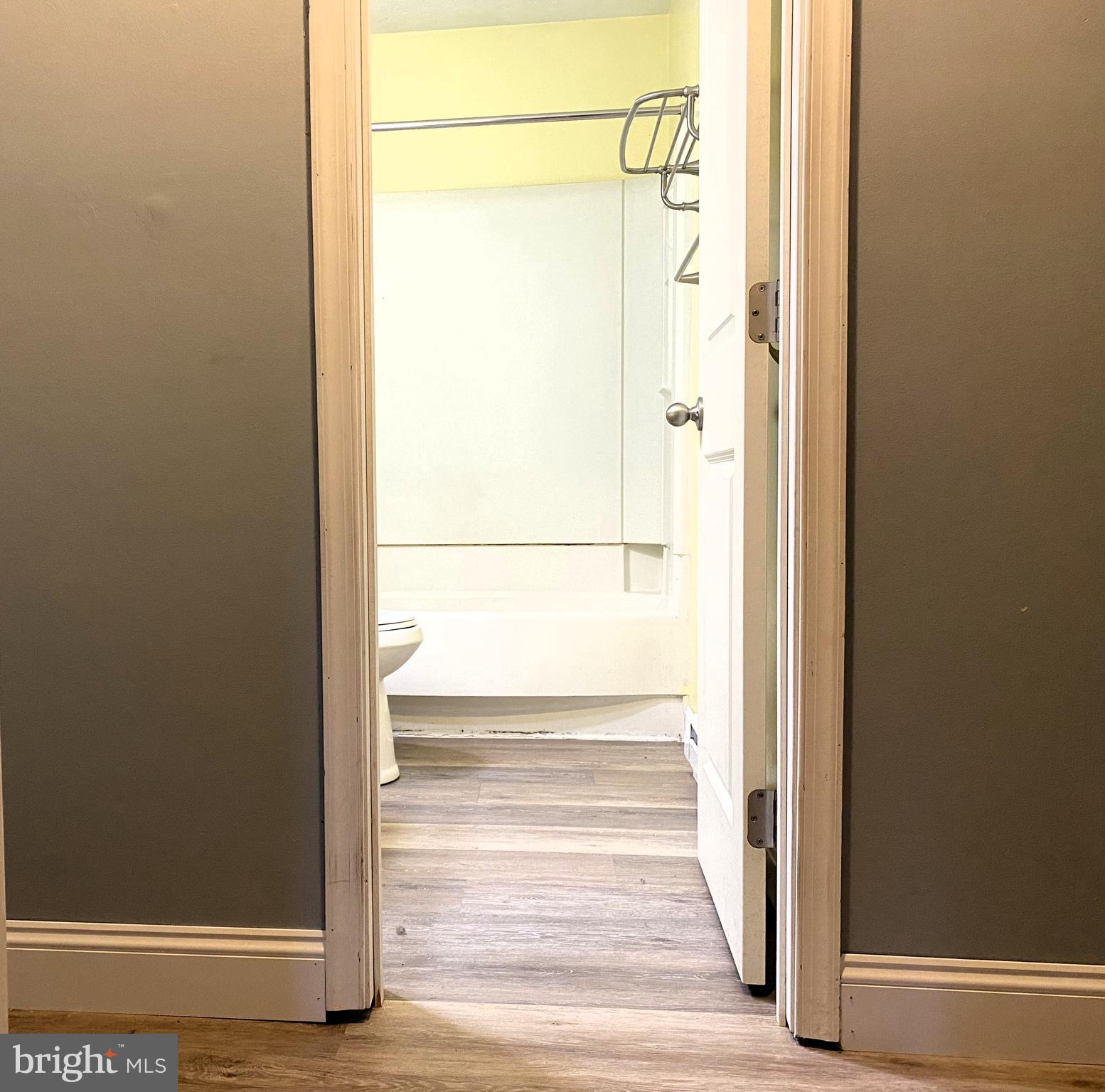 CRESAPTOWN - Residential