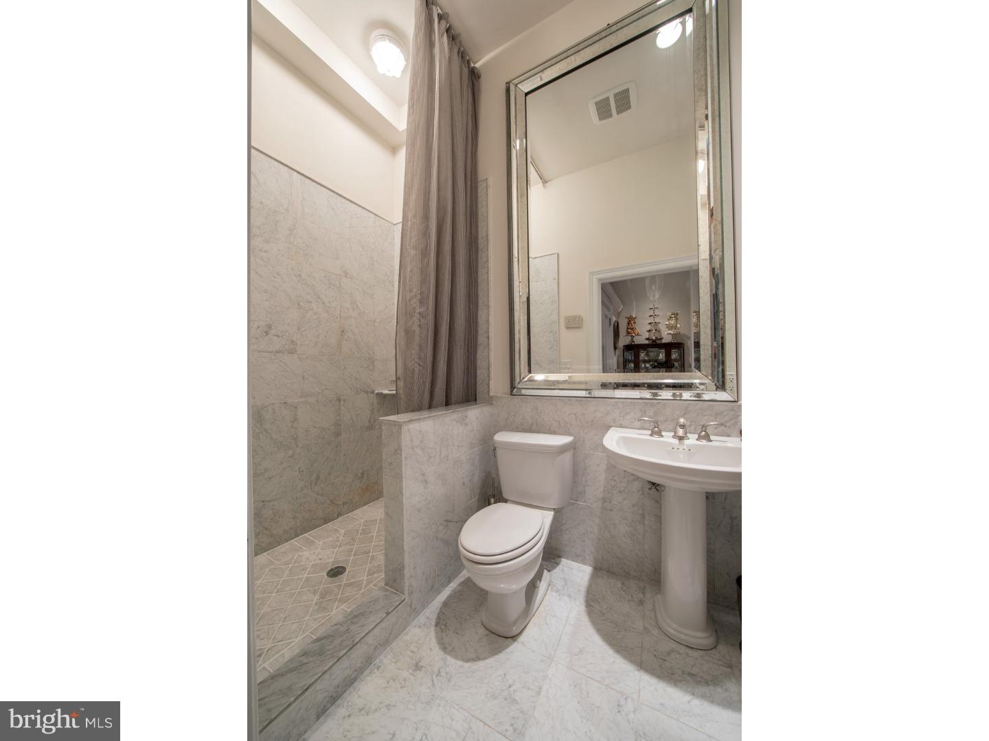 RAVENSCLIFF - Residential