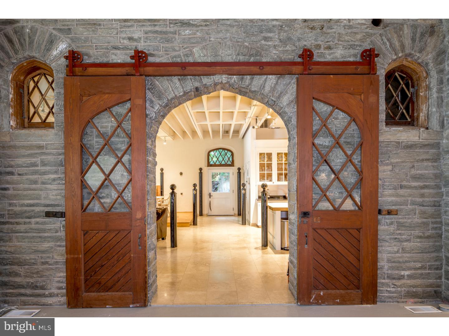 RAVENSCLIFF - Residential