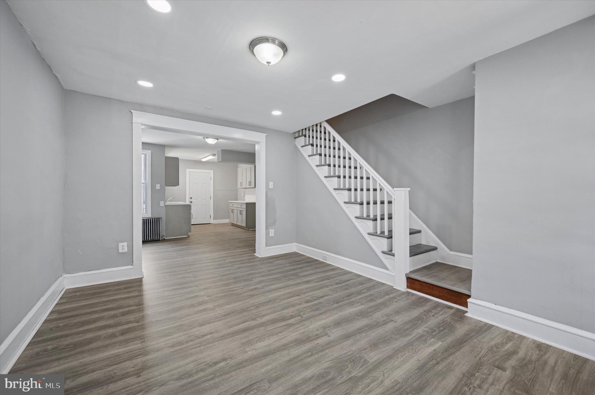 GERMANTOWN (EAST) - Residential