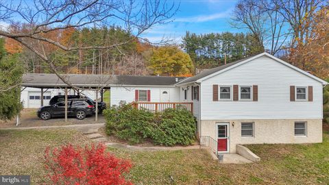 70 MULLEN ROAD BIRDSBORO PA 19508