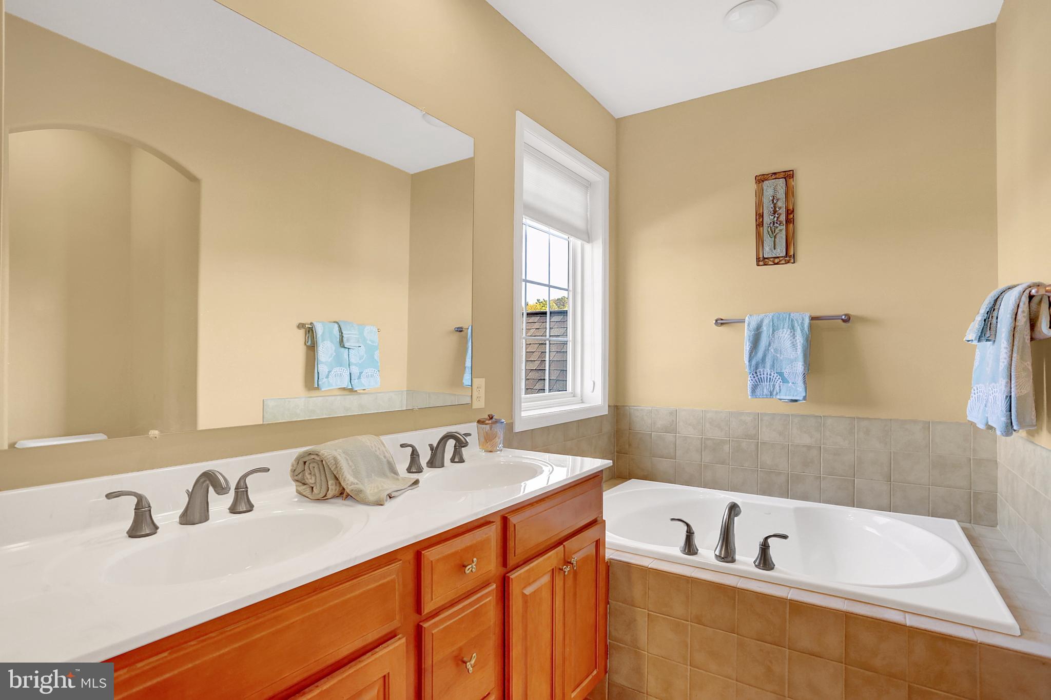 SAGE HILL - Residential
