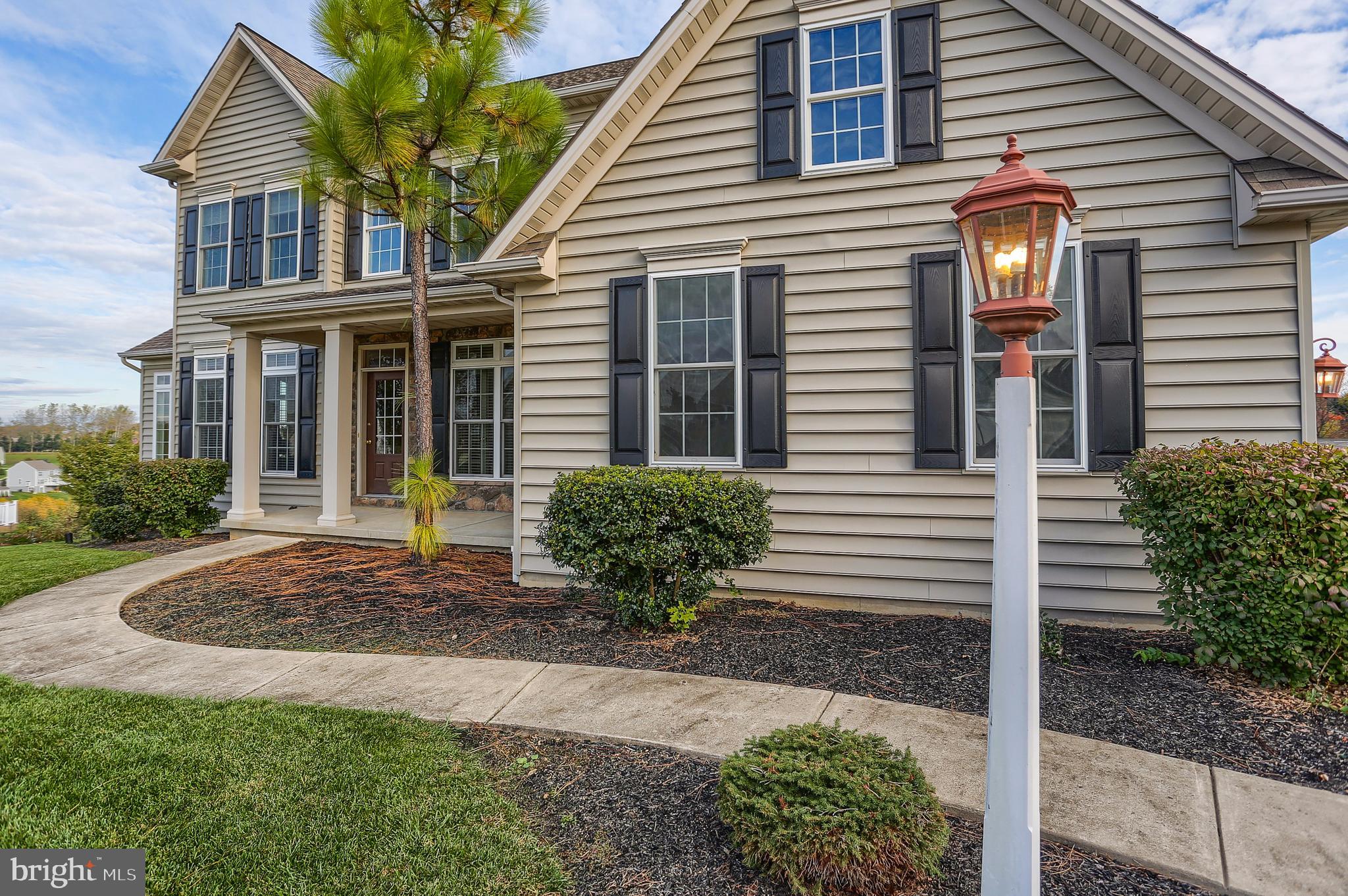 SAGE HILL - Residential