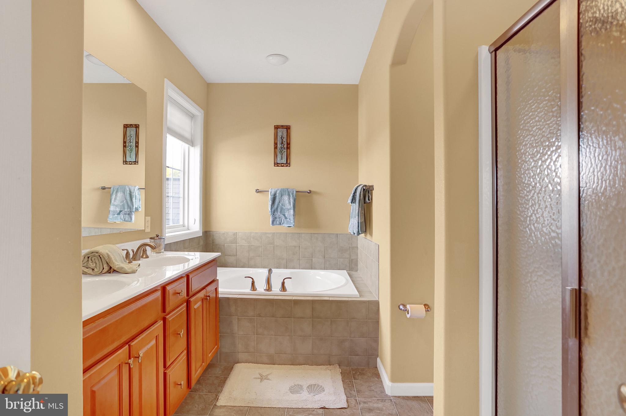 SAGE HILL - Residential