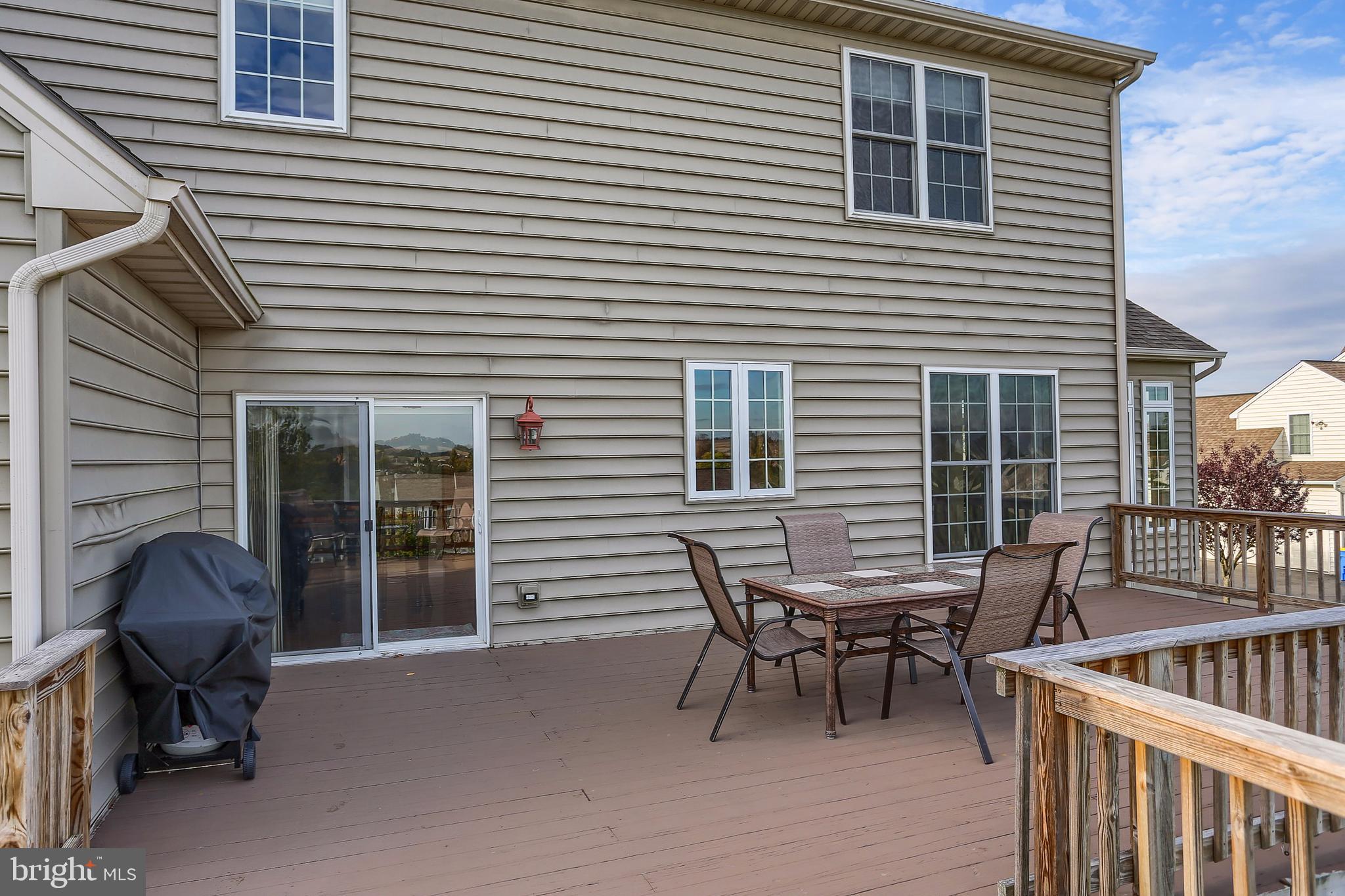 SAGE HILL - Residential