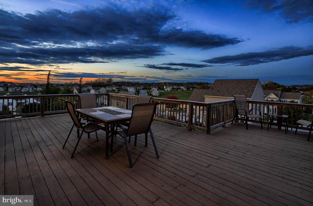 SAGE HILL - Residential