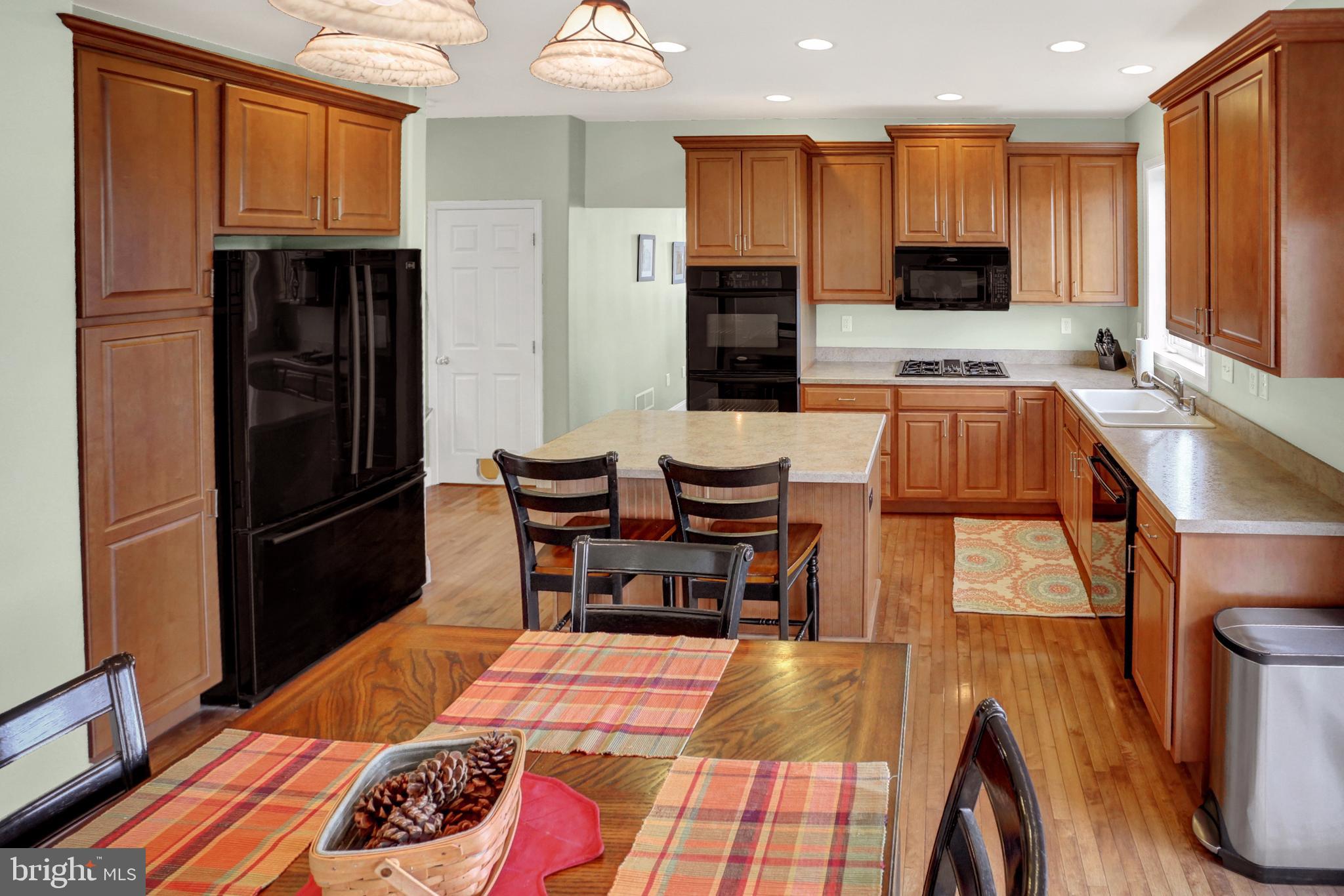 SAGE HILL - Residential