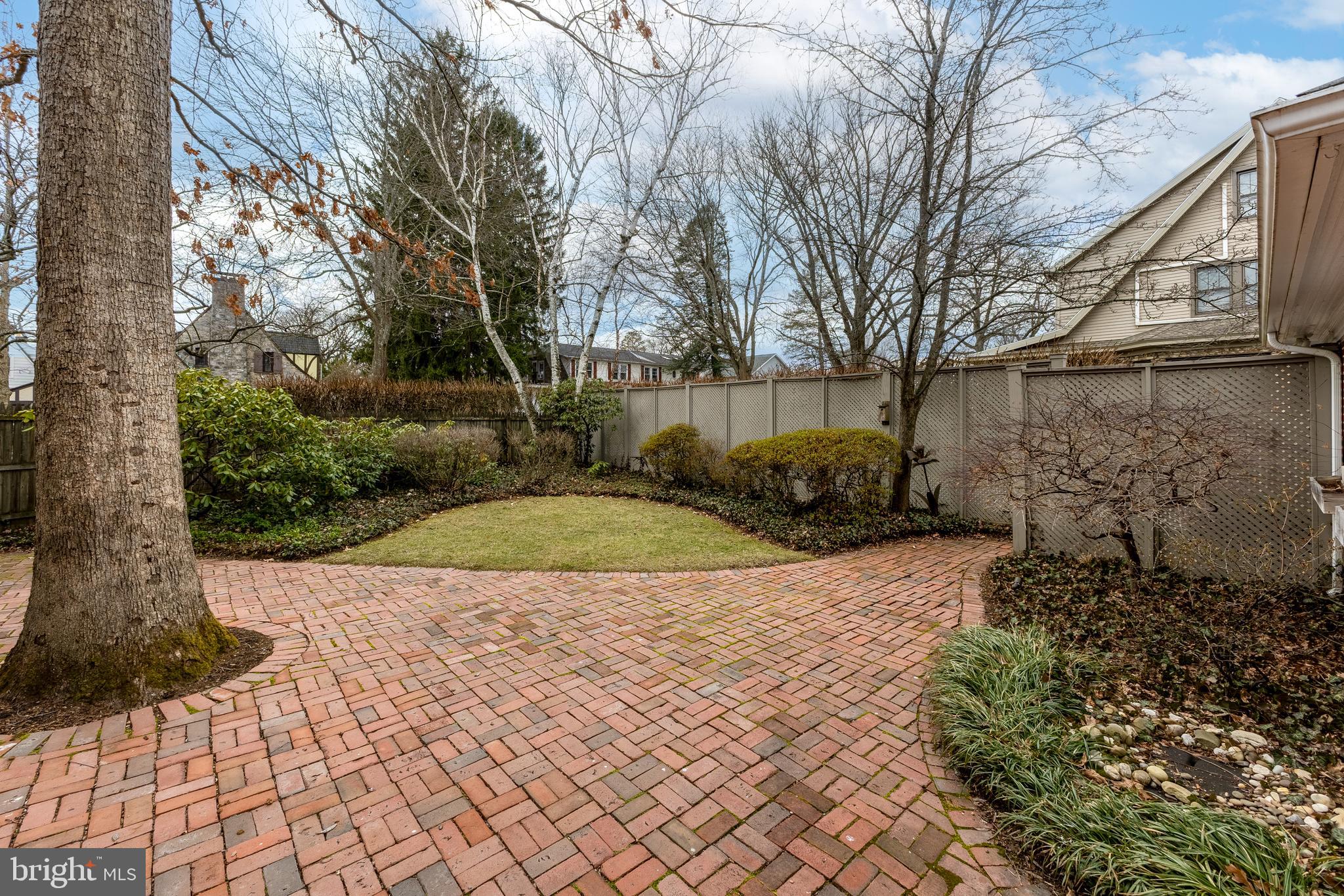 HIGHLANDS - Residential