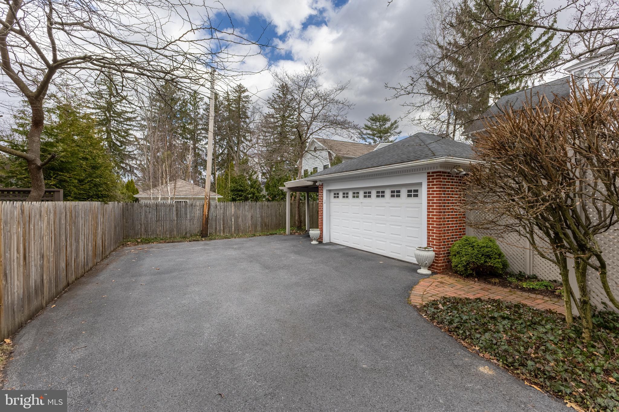 HIGHLANDS - Residential