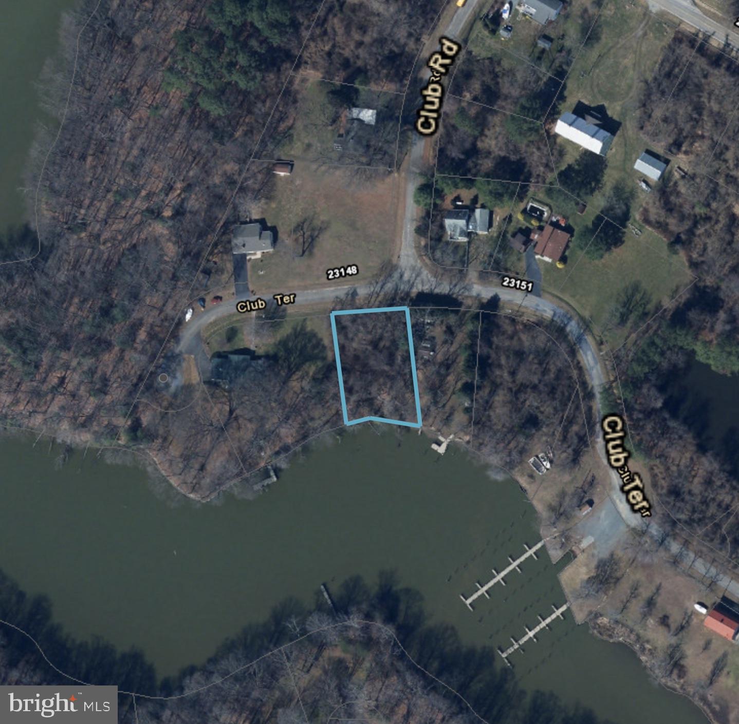 CHESAPEAKE LANDING - Land