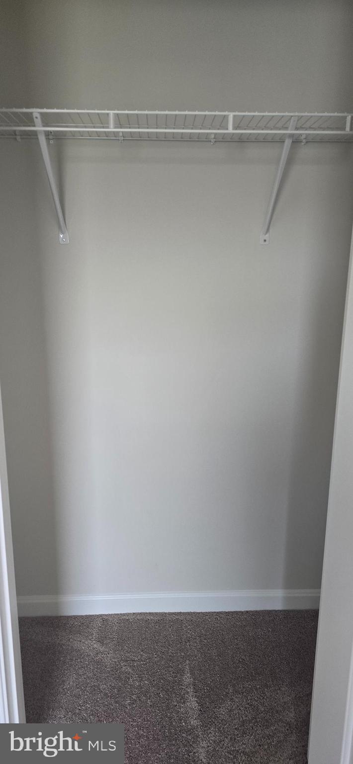 HOMEPLACE AT RIVERSIDE - Residential Lease