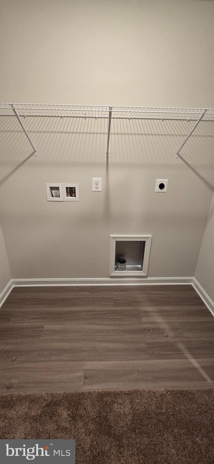 HOMEPLACE AT RIVERSIDE - Residential Lease