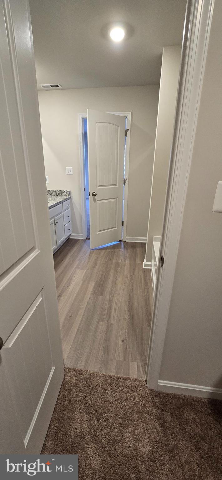 HOMEPLACE AT RIVERSIDE - Residential Lease