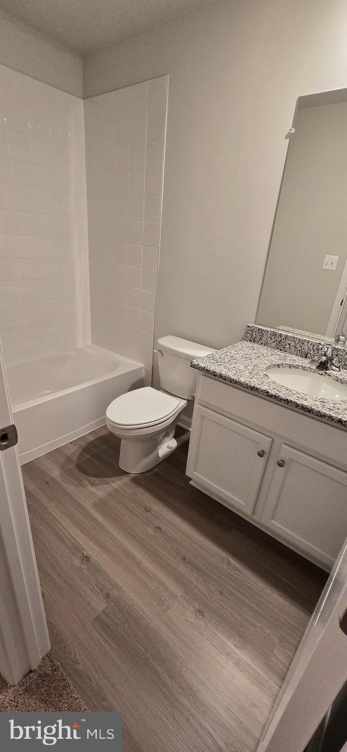 HOMEPLACE AT RIVERSIDE - Residential Lease