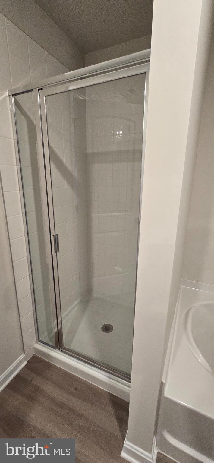 HOMEPLACE AT RIVERSIDE - Residential Lease