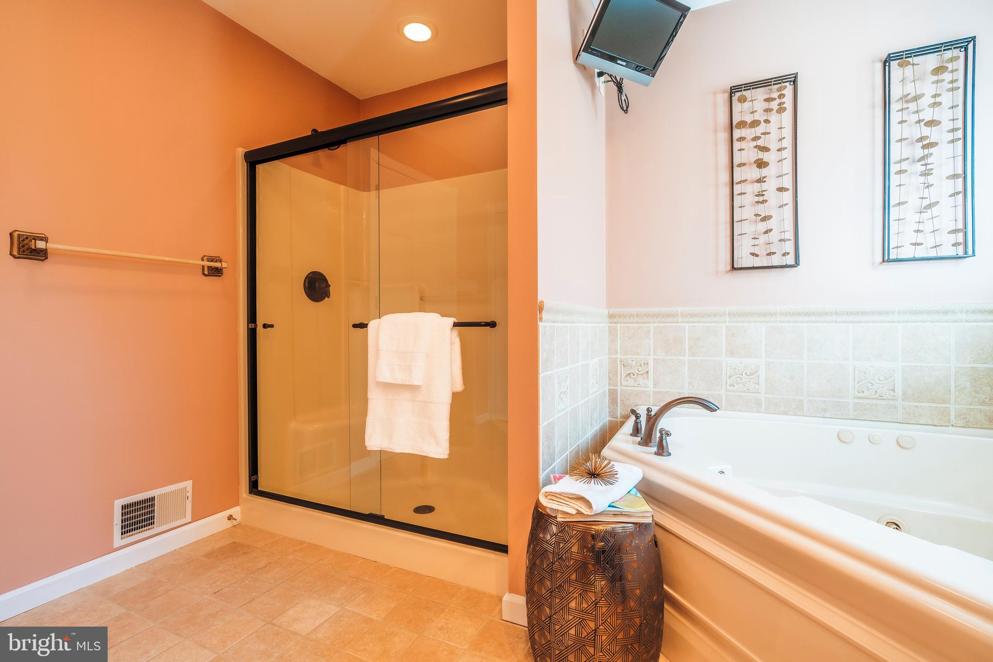 TOWAMENSING TRAILS - Residential