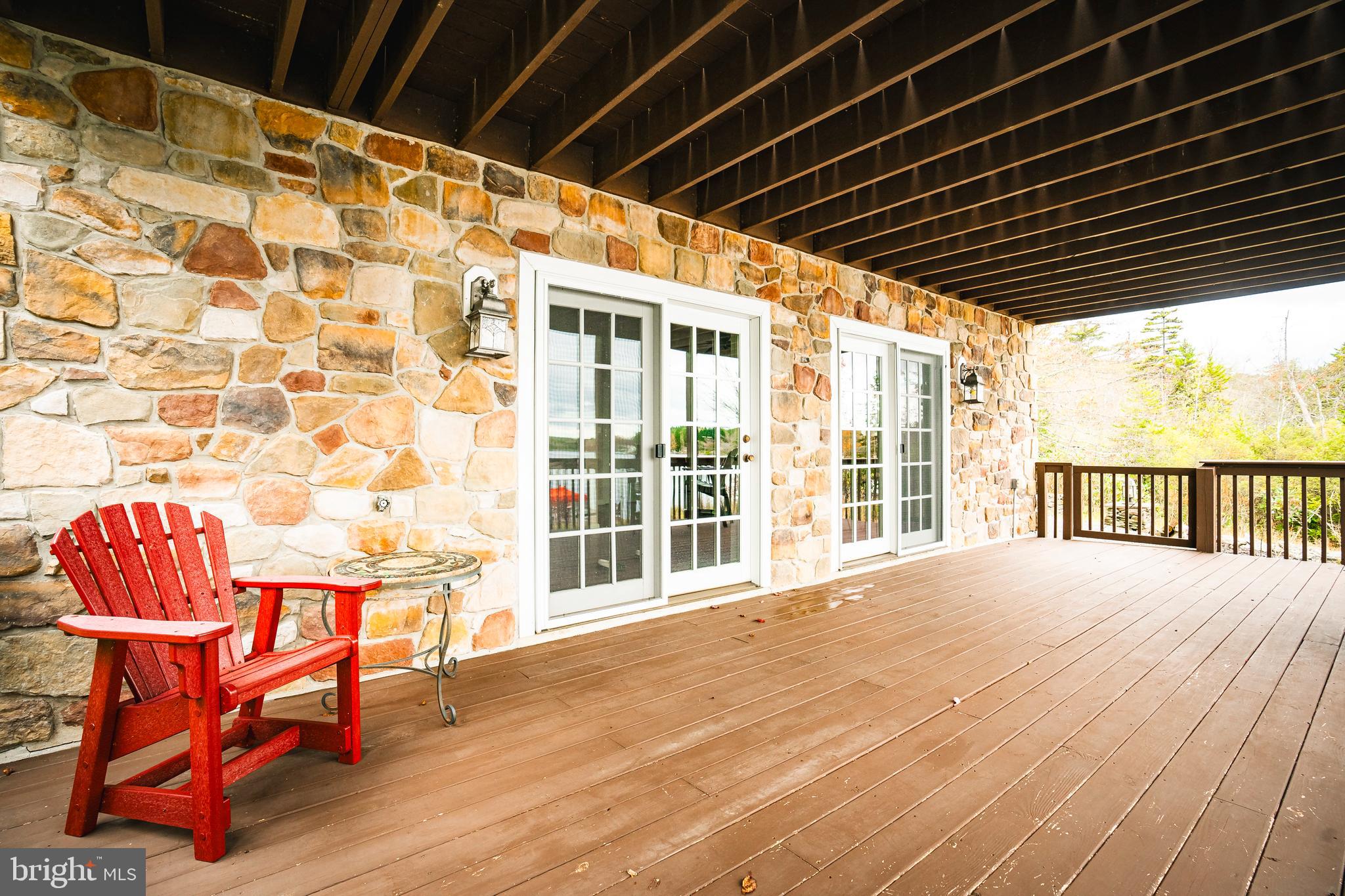 TOWAMENSING TRAILS - Residential