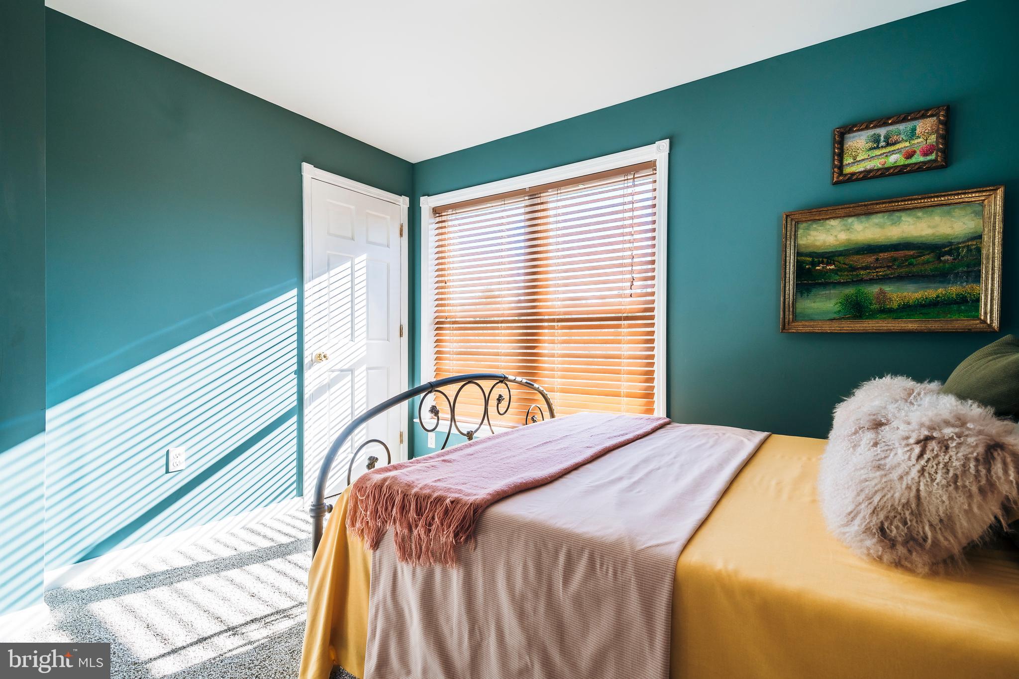 TOWAMENSING TRAILS - Residential