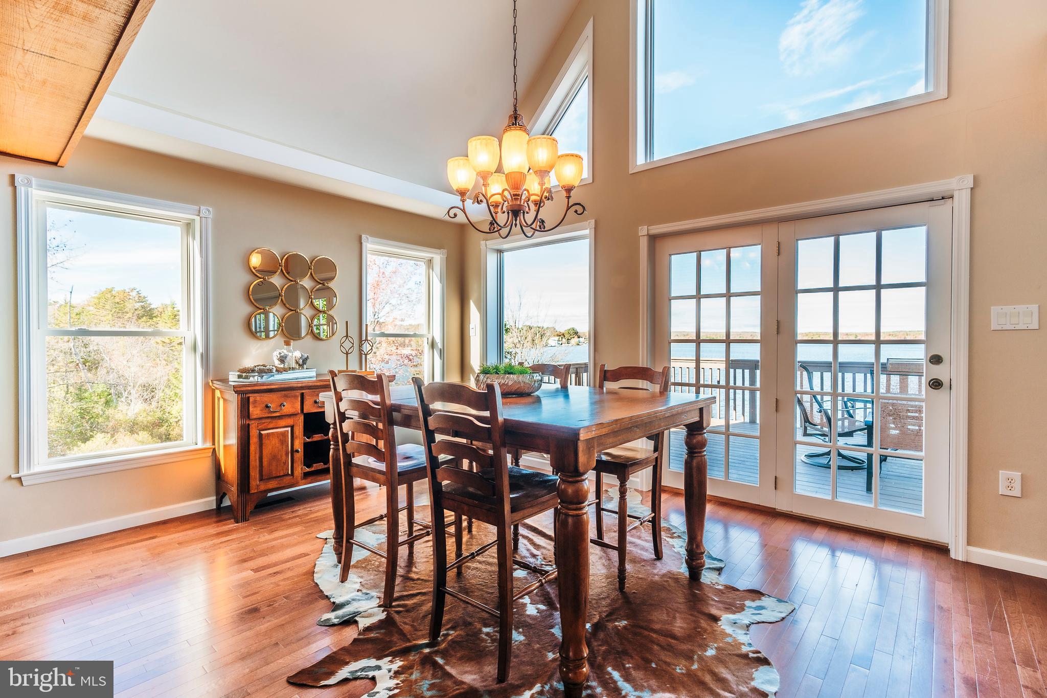 TOWAMENSING TRAILS - Residential