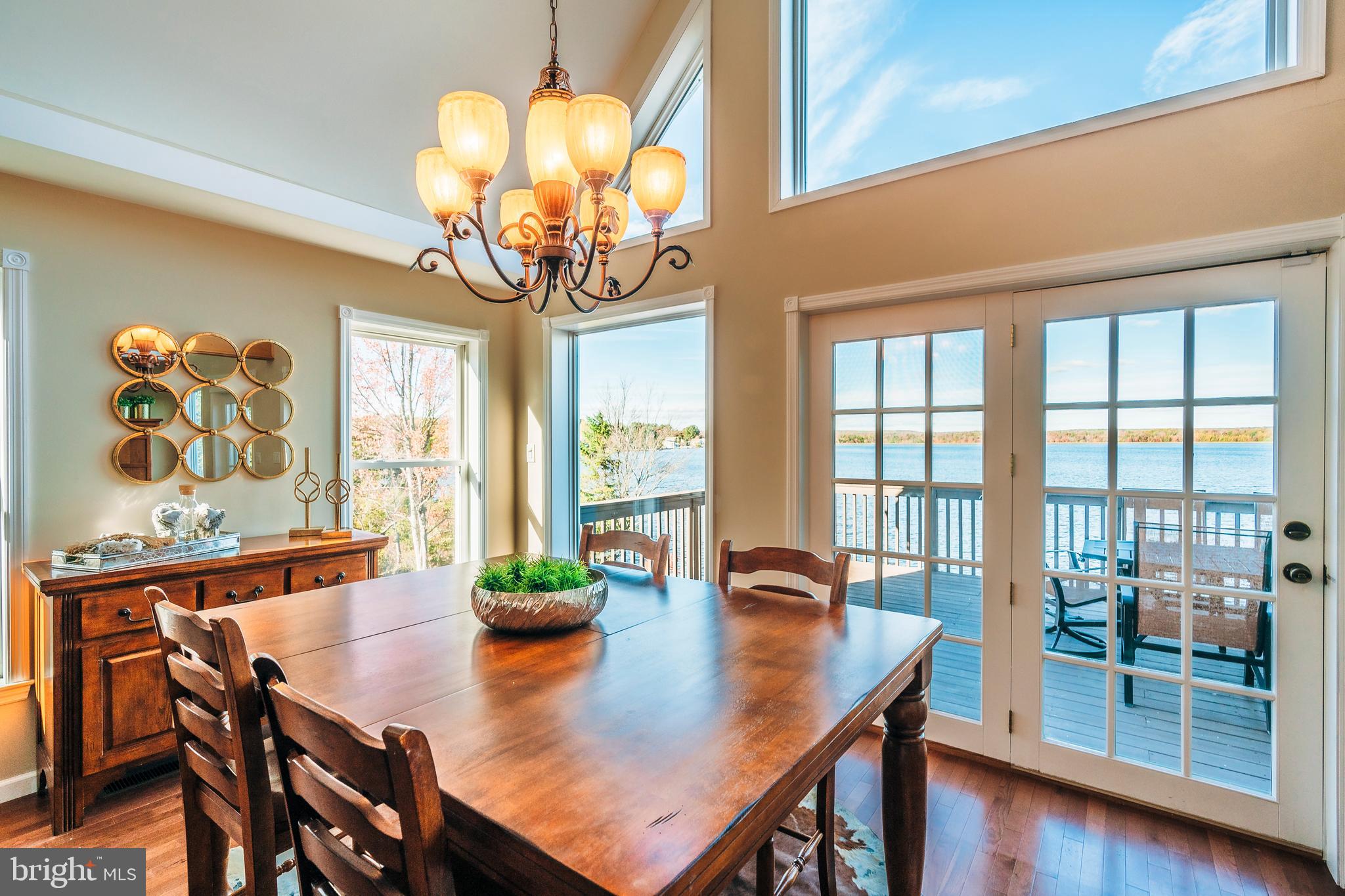 TOWAMENSING TRAILS - Residential