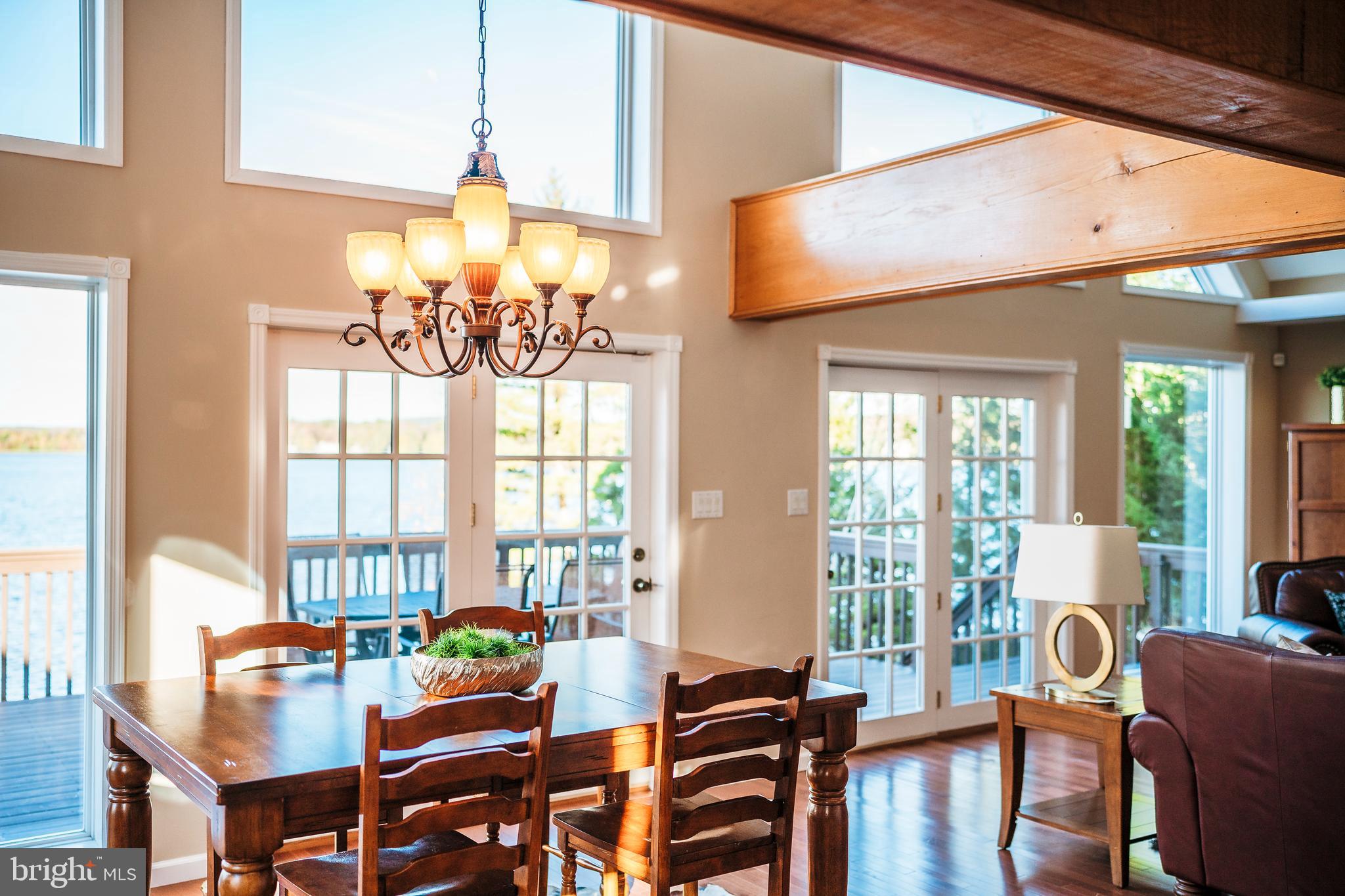 TOWAMENSING TRAILS - Residential