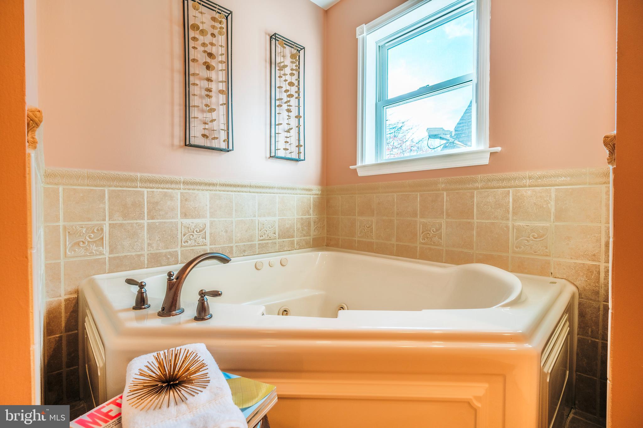 TOWAMENSING TRAILS - Residential