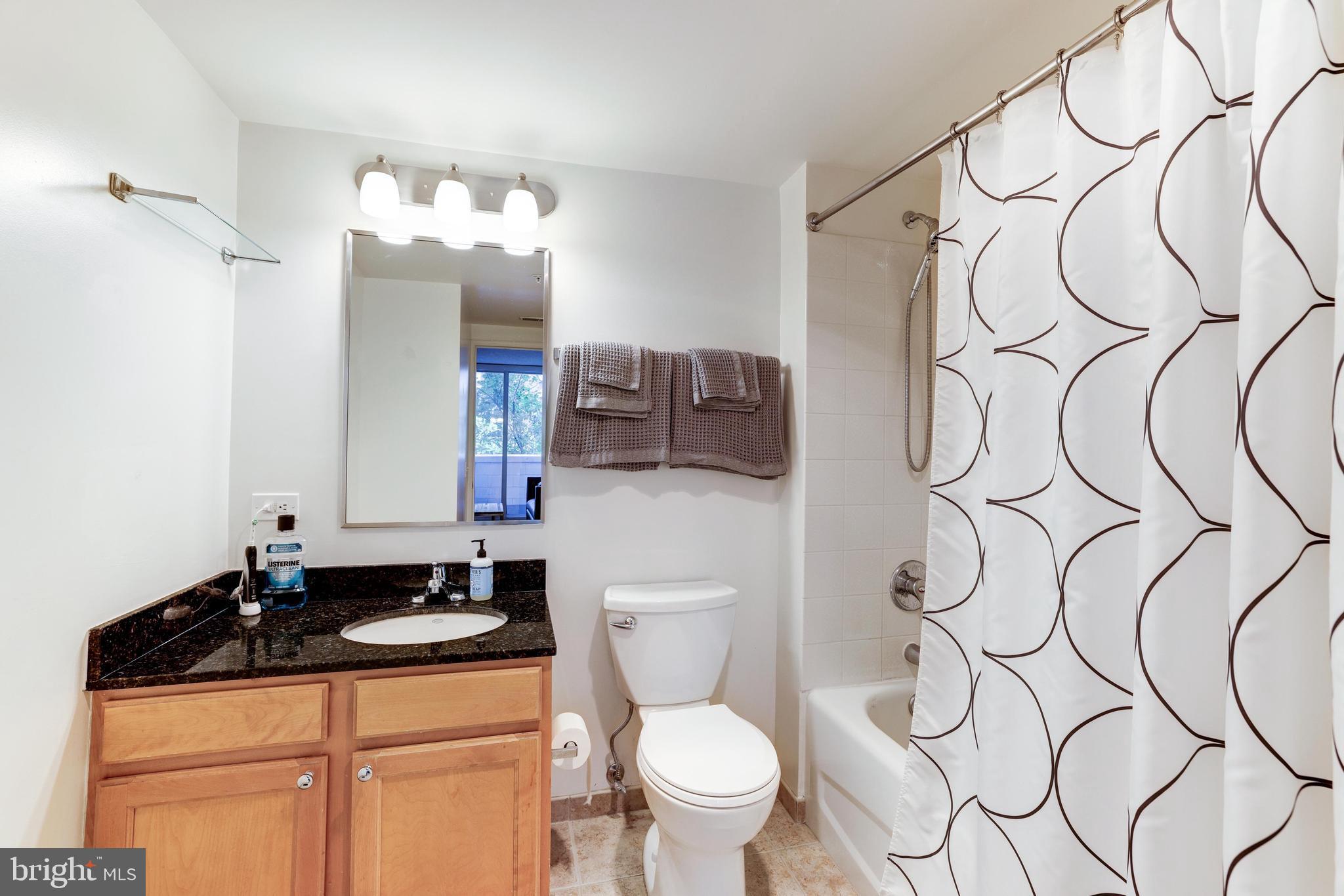 BALLSTON 880 - Residential