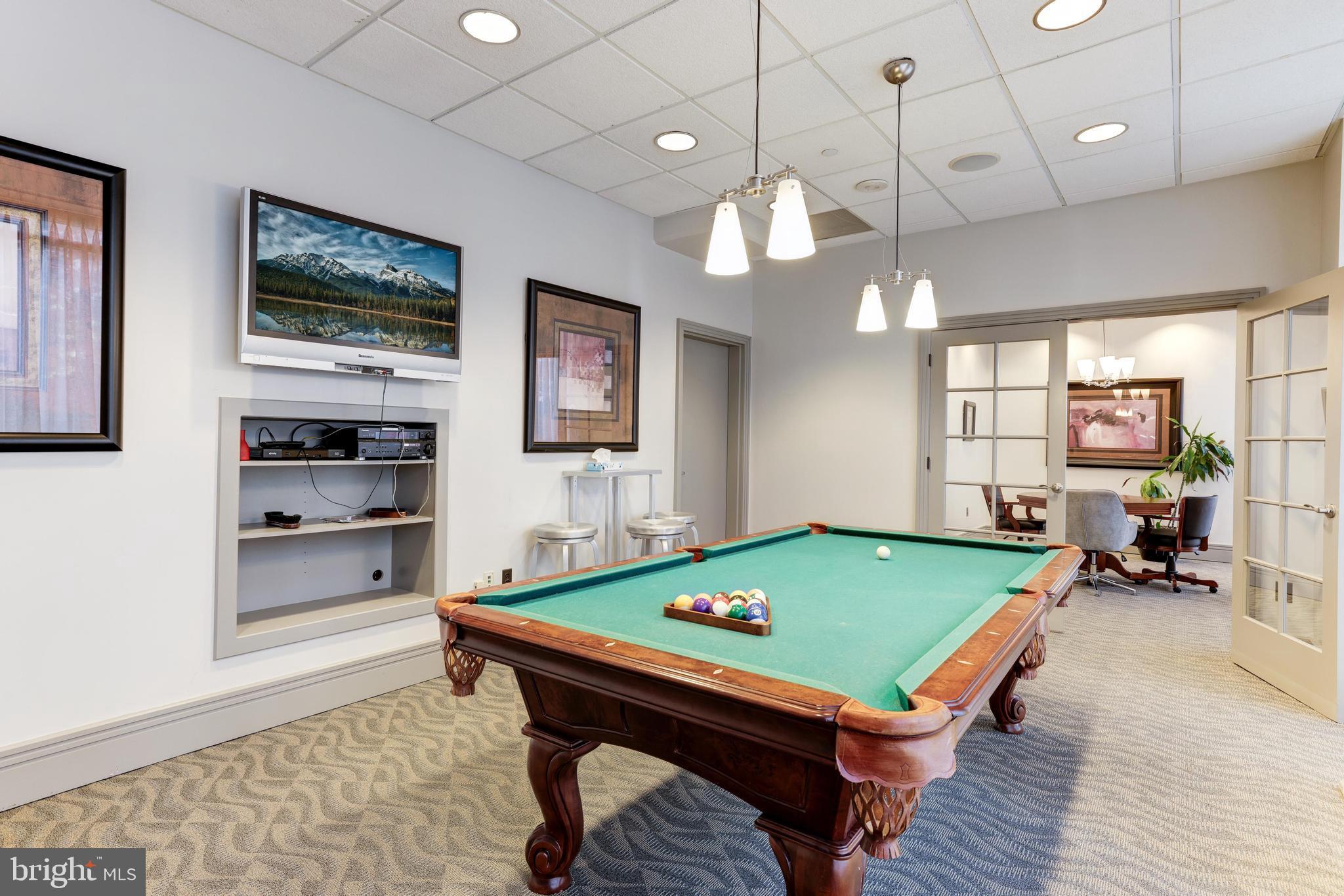 BALLSTON 880 - Residential