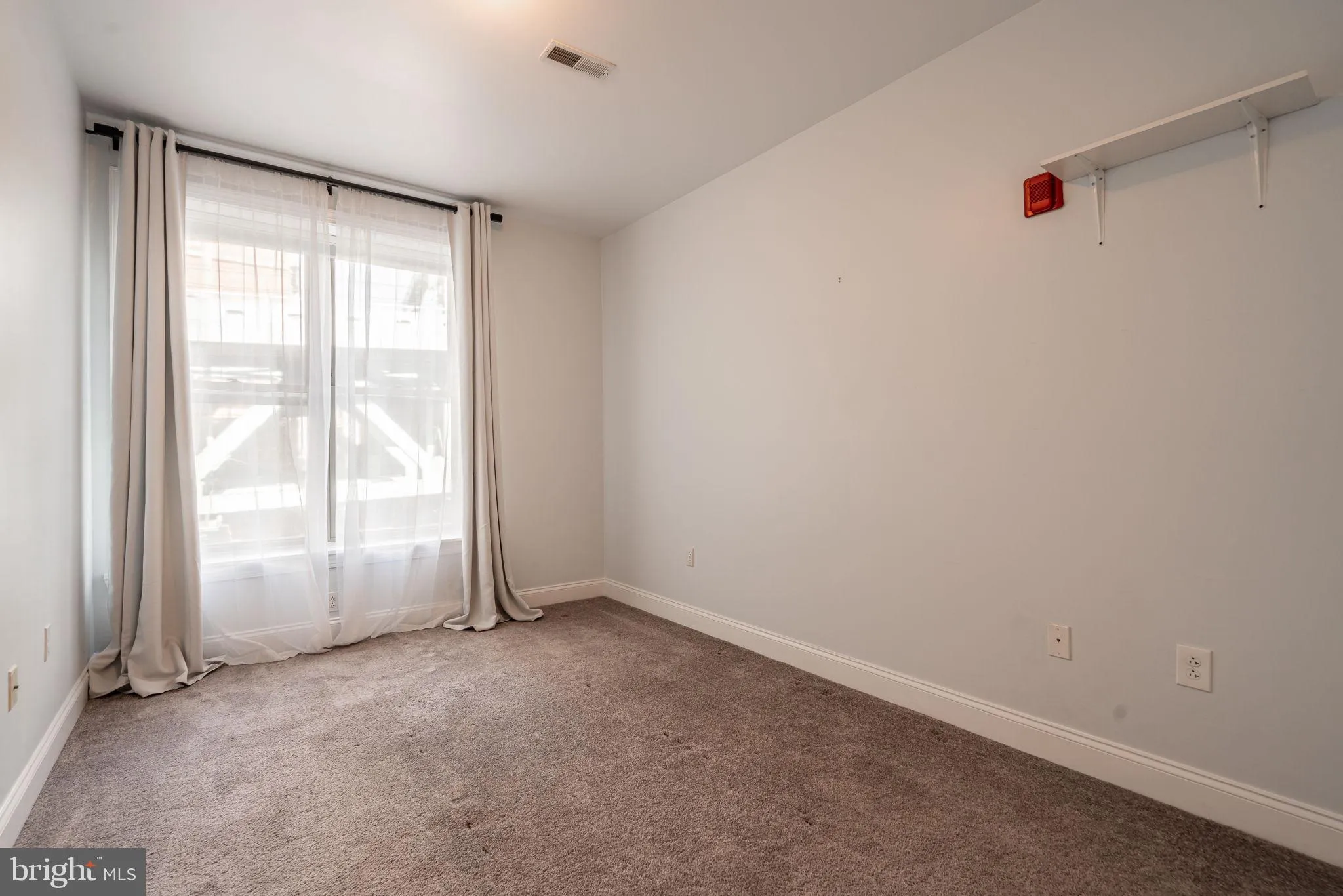 Philadelphia, Pennsylvania 19106, United States, 2 Bedrooms Bedrooms, ,2 BathroomsBathrooms,Residential,Active,25253