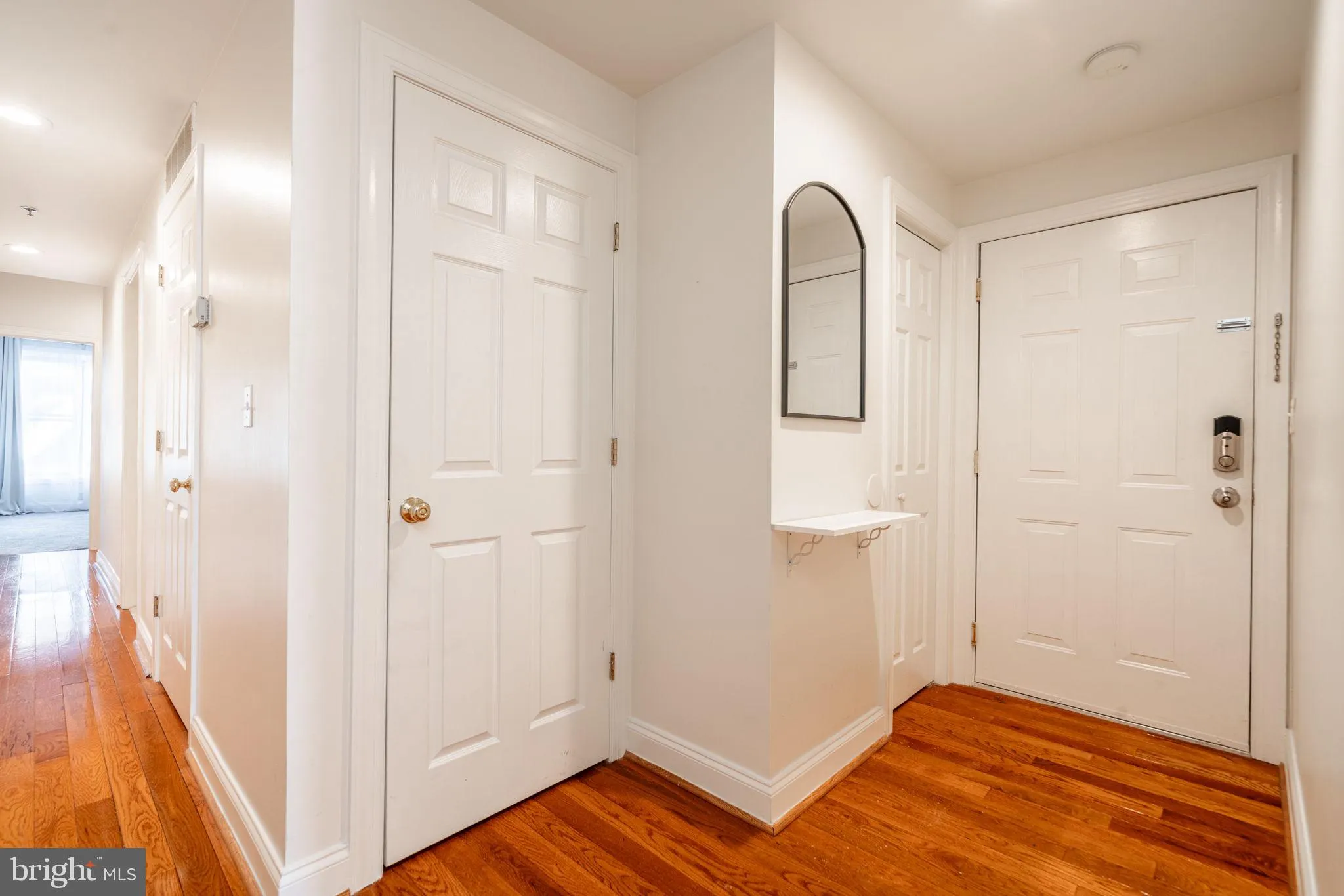 Philadelphia, Pennsylvania 19106, United States, 2 Bedrooms Bedrooms, ,2 BathroomsBathrooms,Residential,Active,25253