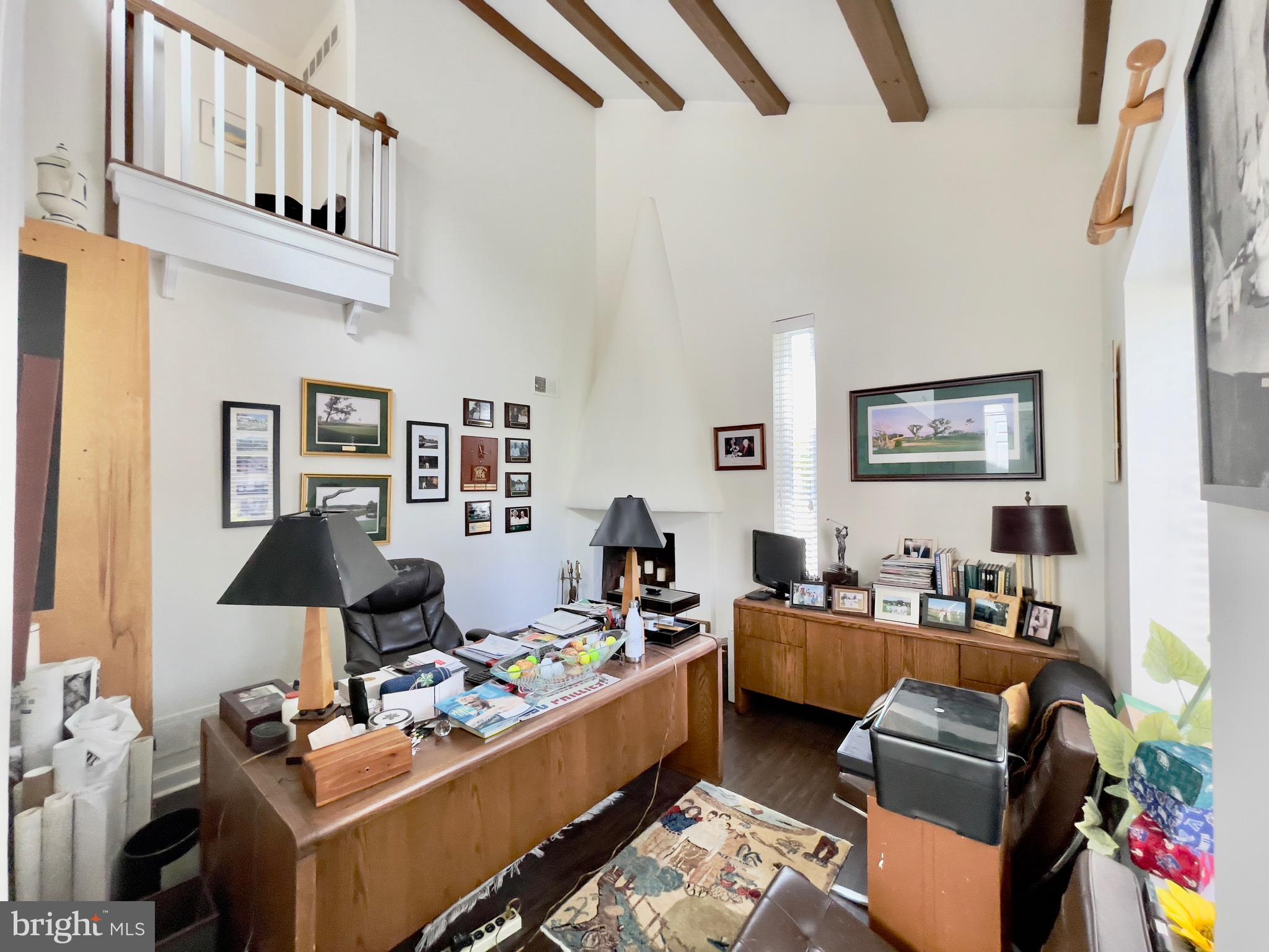 OAK KNOLL - Residential Lease