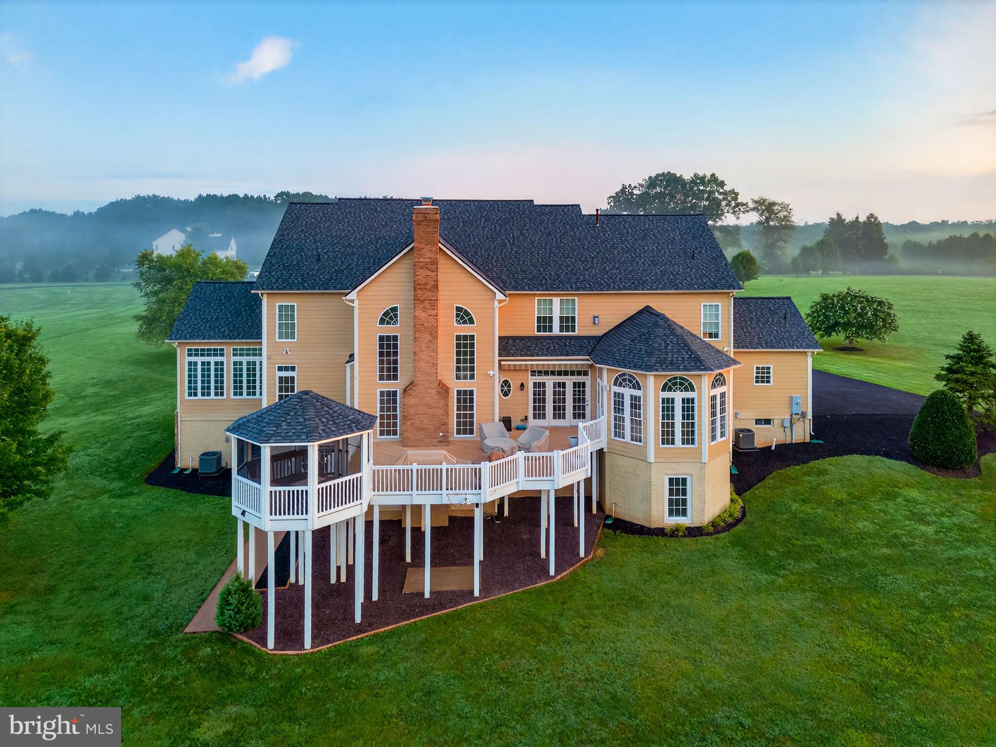 ALEXANDER LAKES - Residential