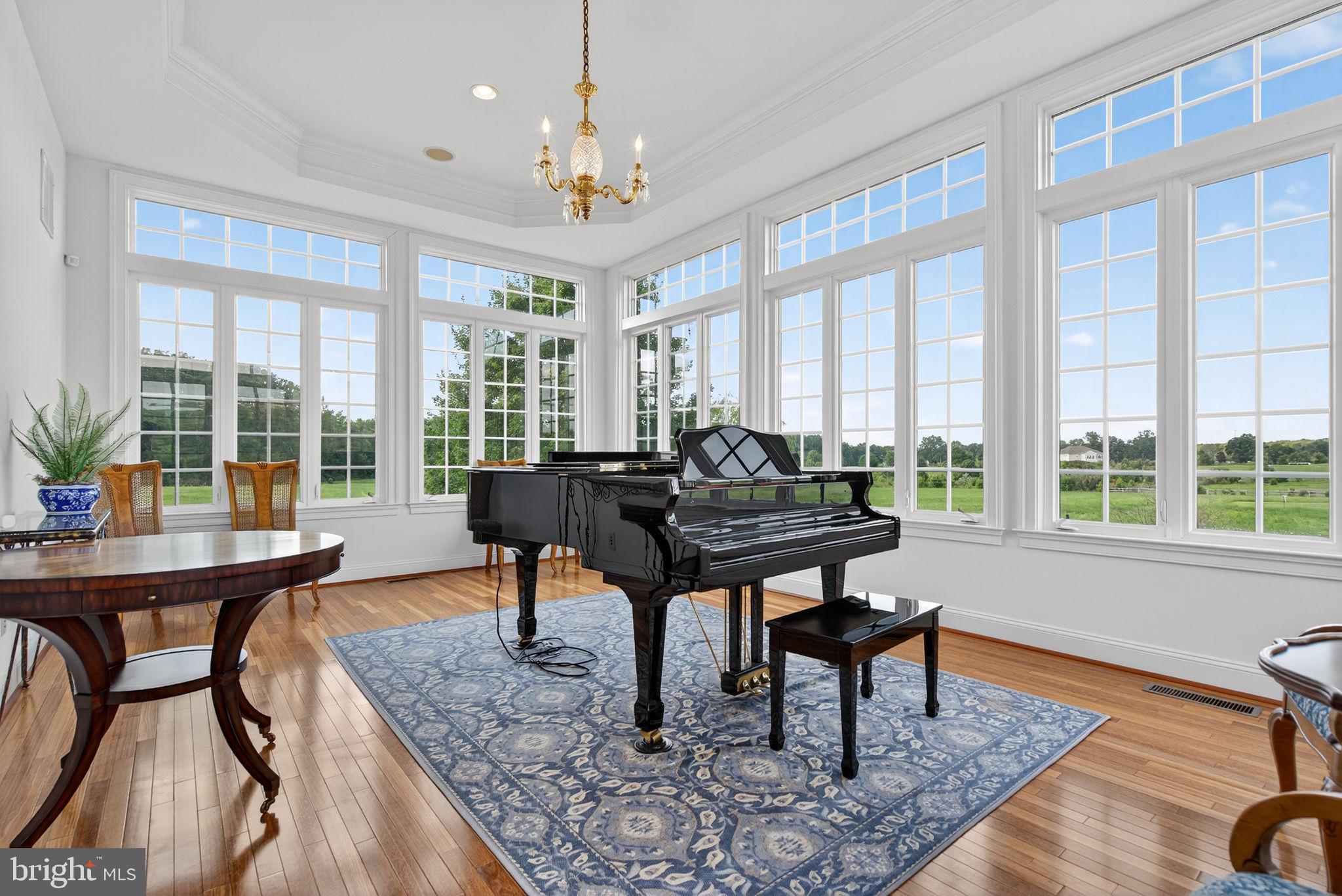 ALEXANDER LAKES - Residential