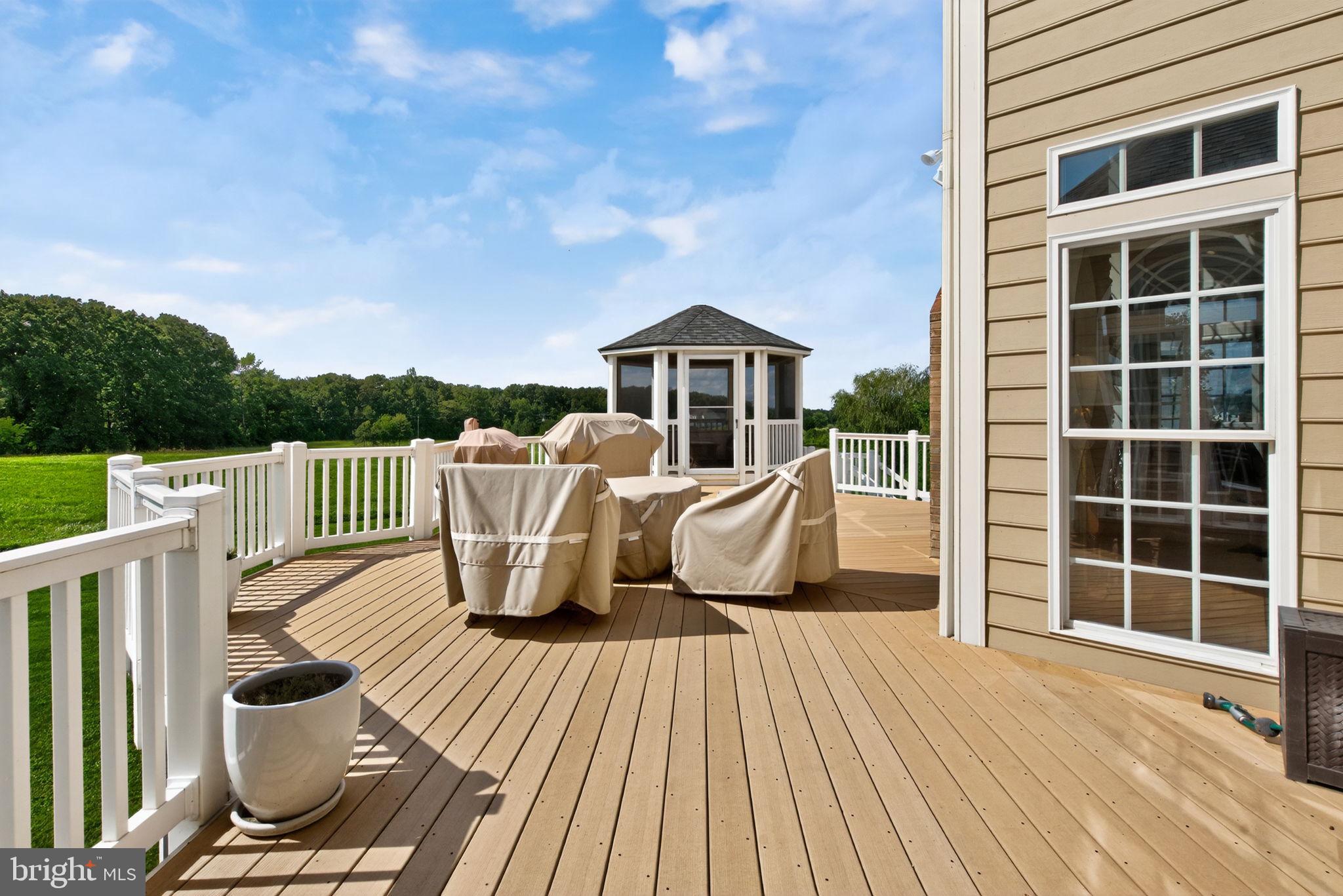 ALEXANDER LAKES - Residential