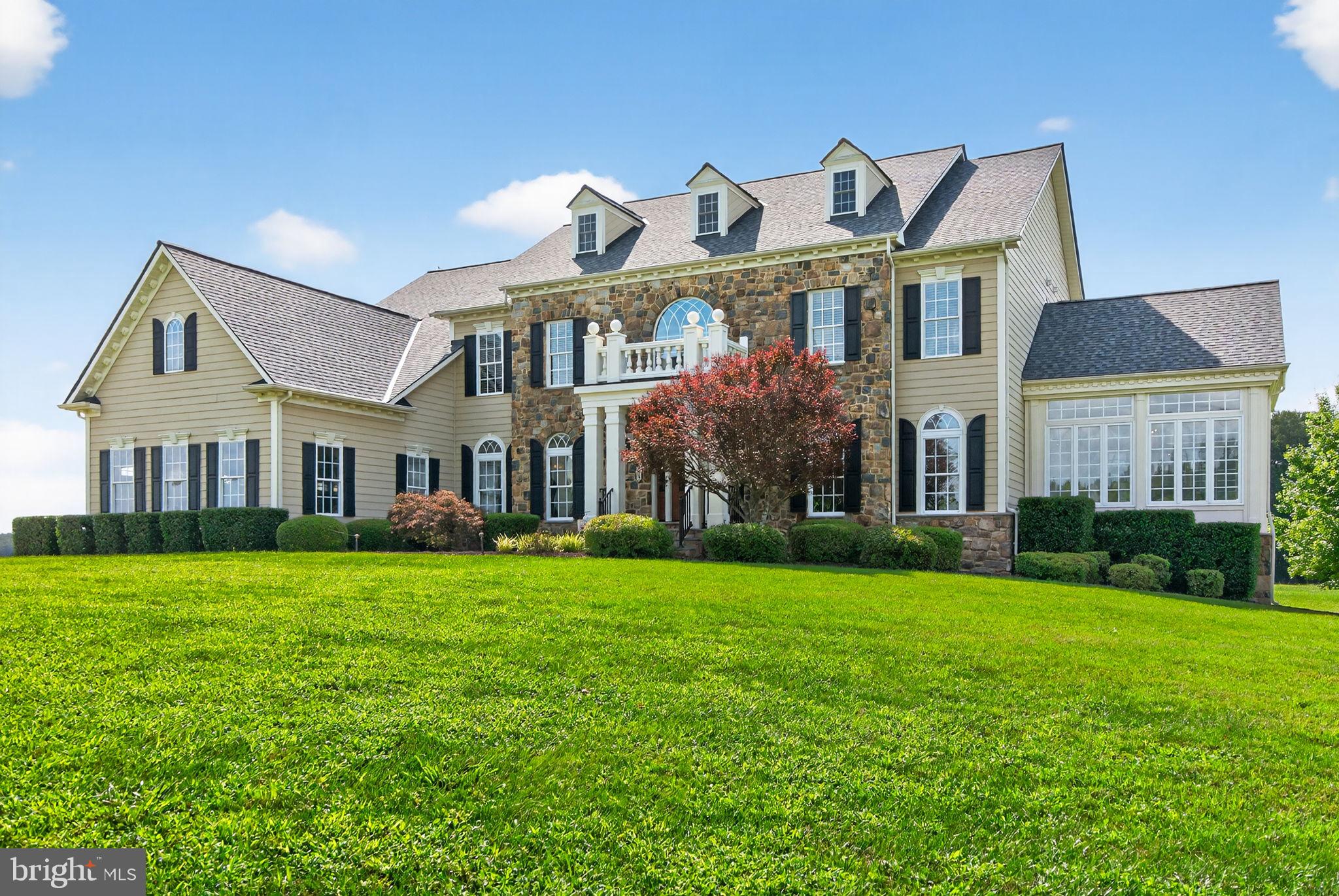 ALEXANDER LAKES - Residential