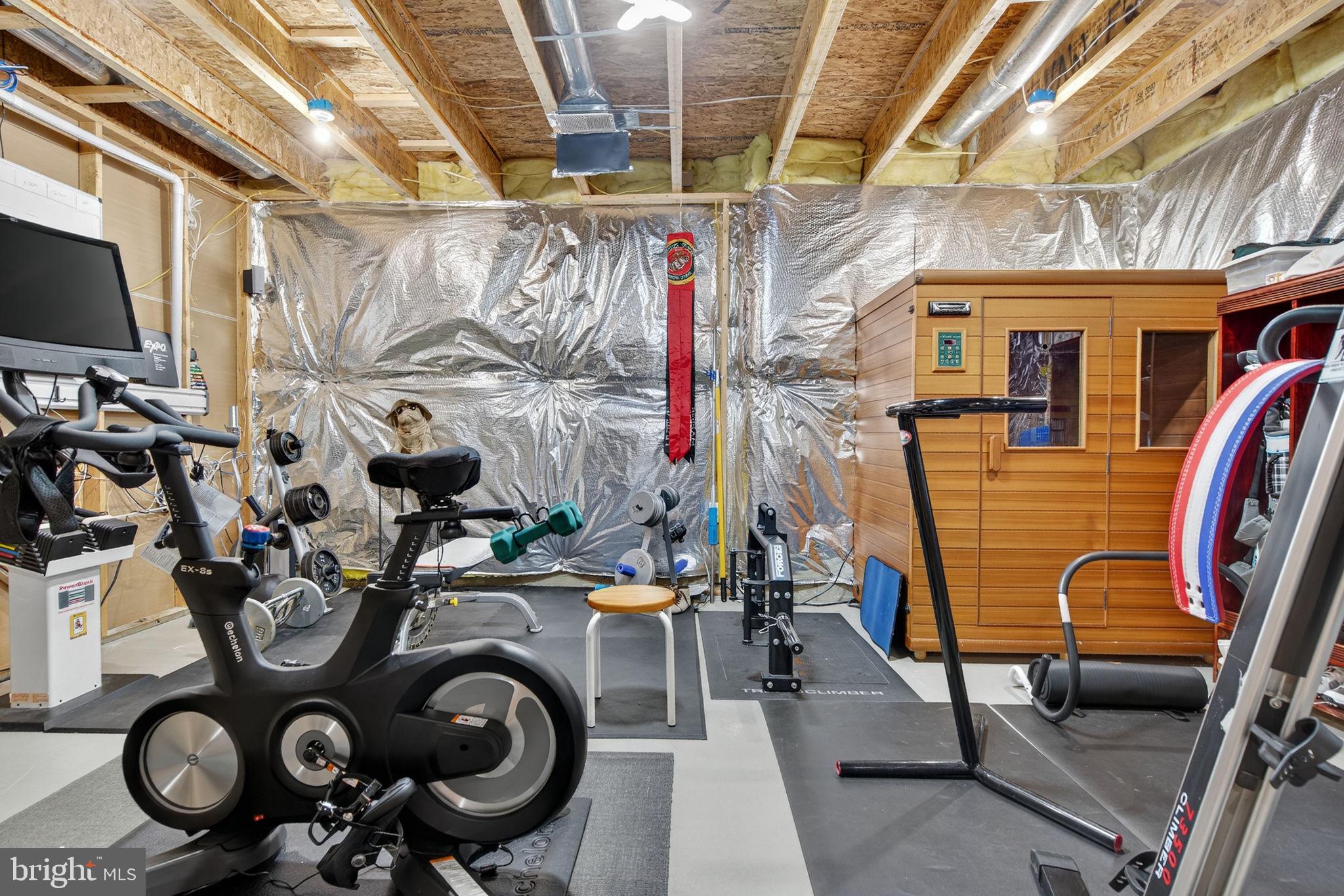 ALEXANDER LAKES - Residential