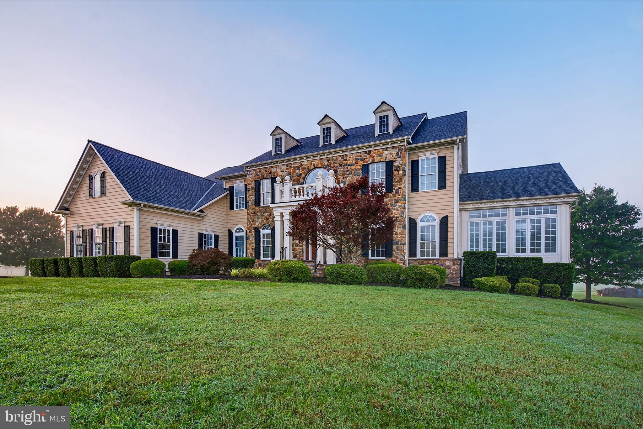 ALEXANDER LAKES - Residential