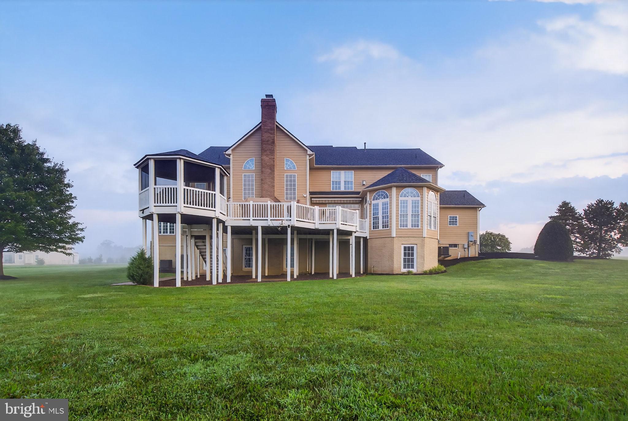 ALEXANDER LAKES - Residential