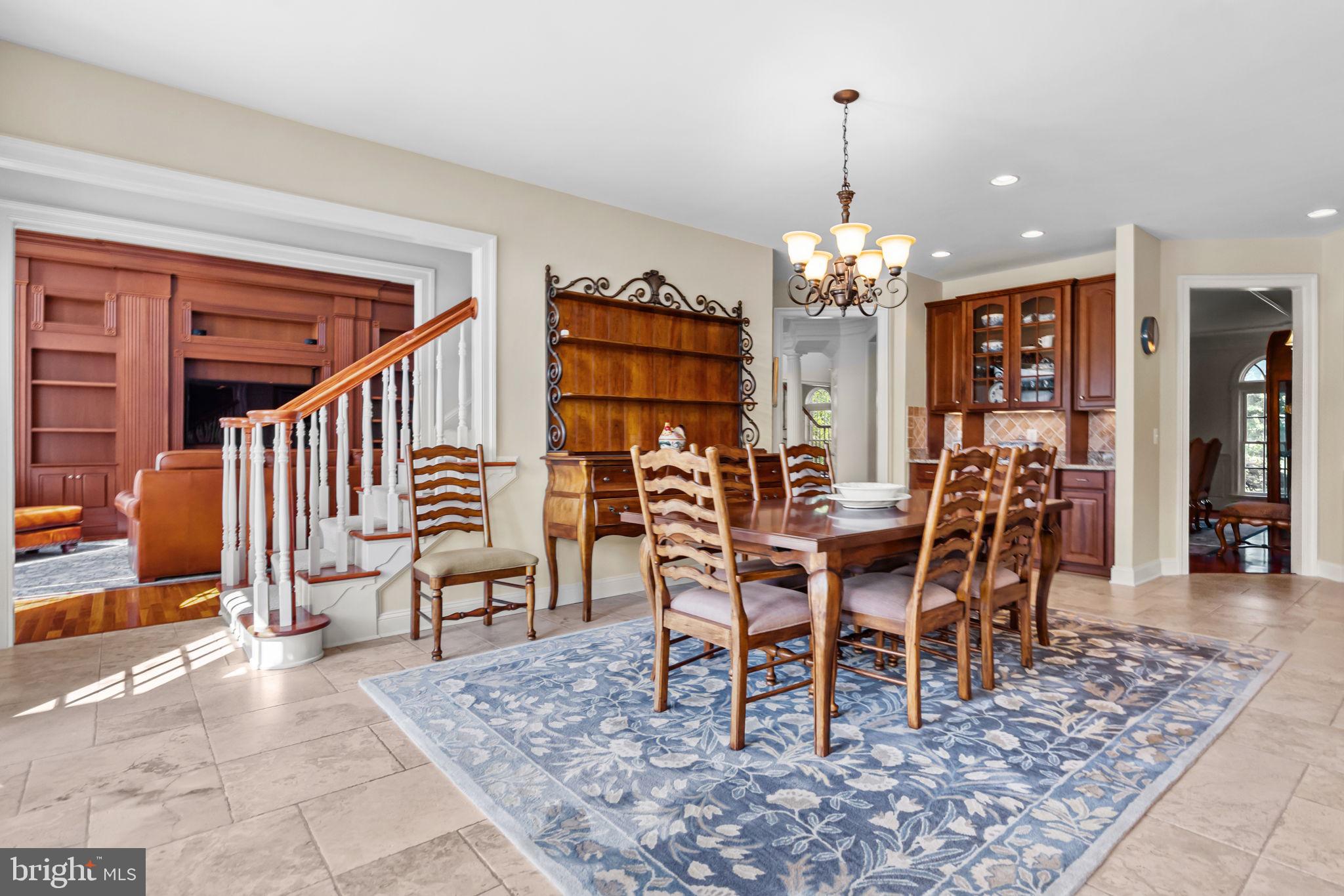 ALEXANDER LAKES - Residential